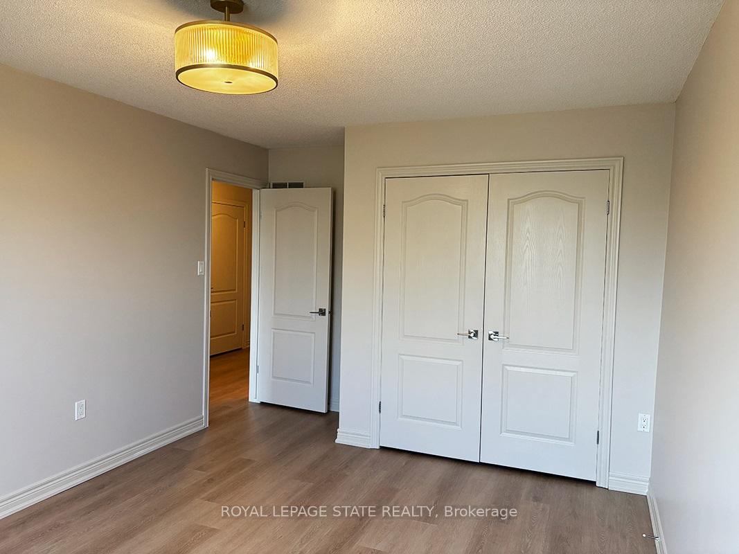 Photo 17 of Unit 16, 25 Ivybridge Drive, Hamilton, Lakeshore — HOMEH