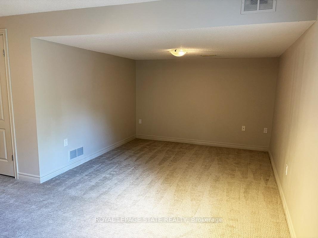 Photo 29 of Unit 16, 25 Ivybridge Drive, Hamilton, Lakeshore — HOMEH