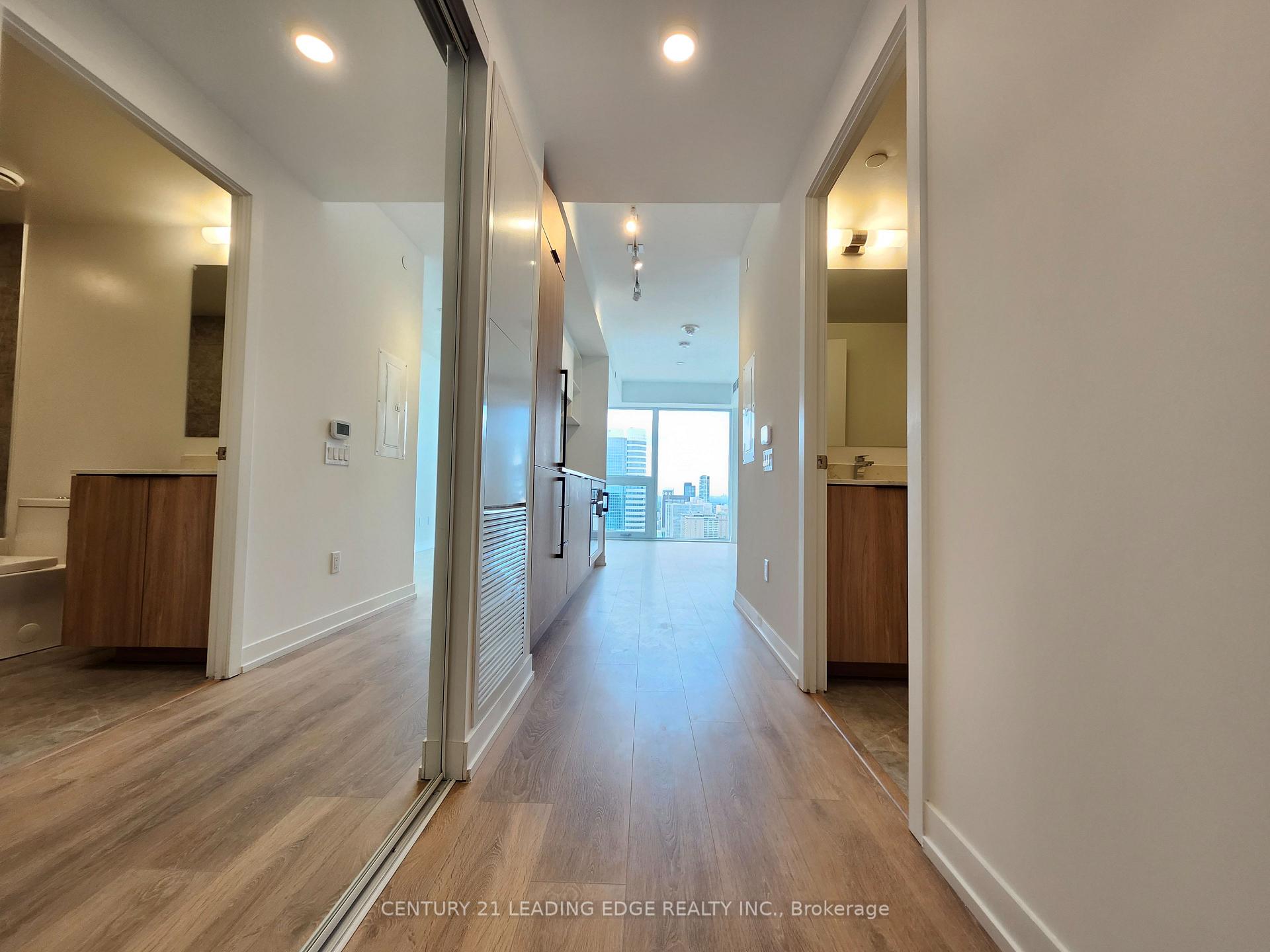 Photo 4 of Unit 4108, 82 Dalhousie Street, Toronto, Church-Yonge Corridor — HOMEH