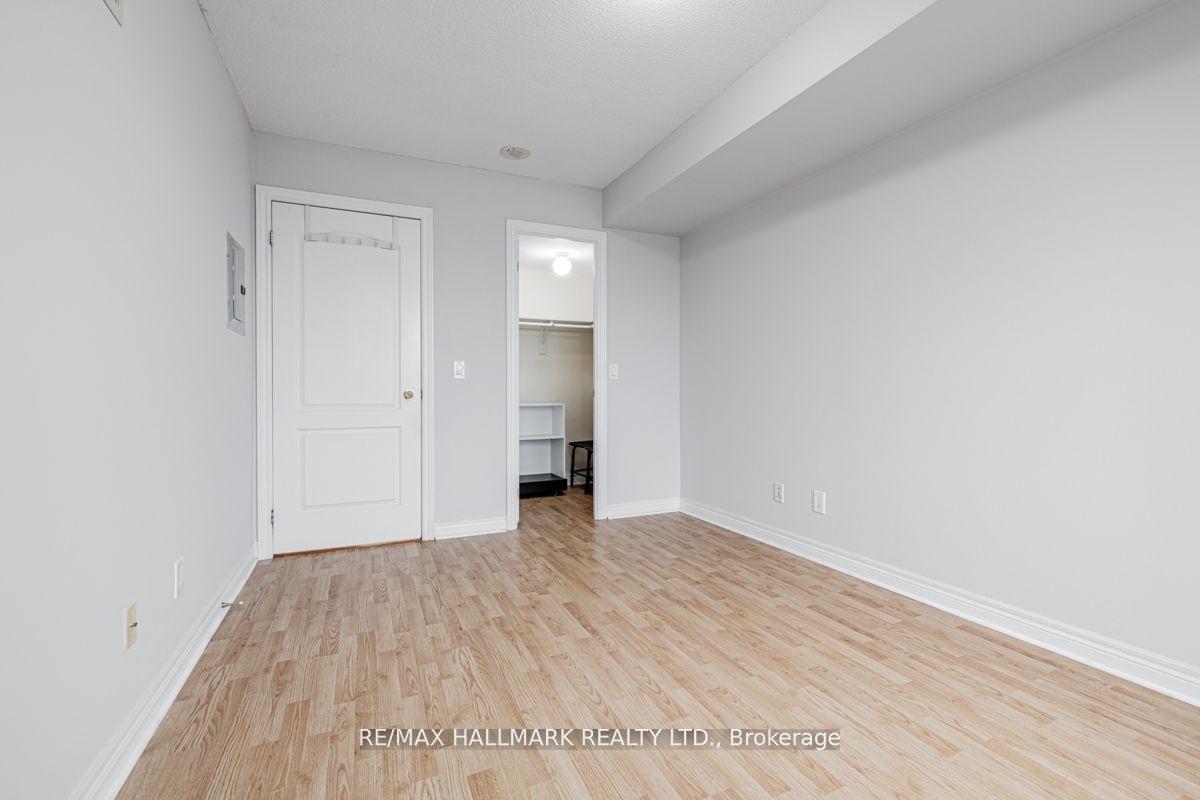 Photo 17 of Unit 717, 50 Disera Drive, Vaughan, Beverley Glen — HOMEH