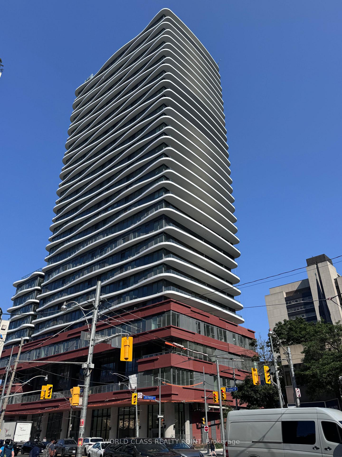 Front of Unit 2012, 280 Dundas Street W