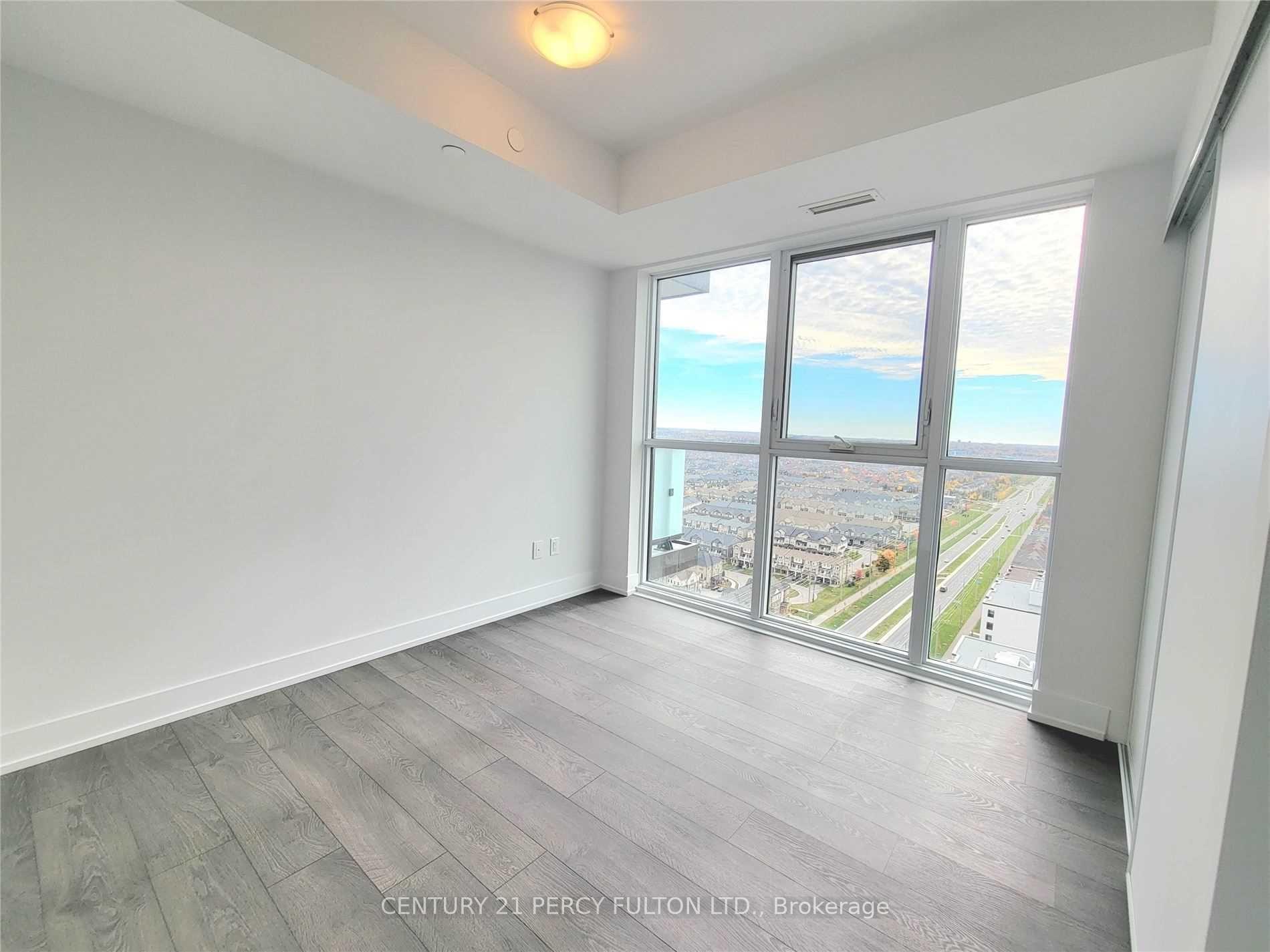 Photo 8 of Unit 2217, 2550 Simcoe Street N, Oshawa, Windfields — HOMEH