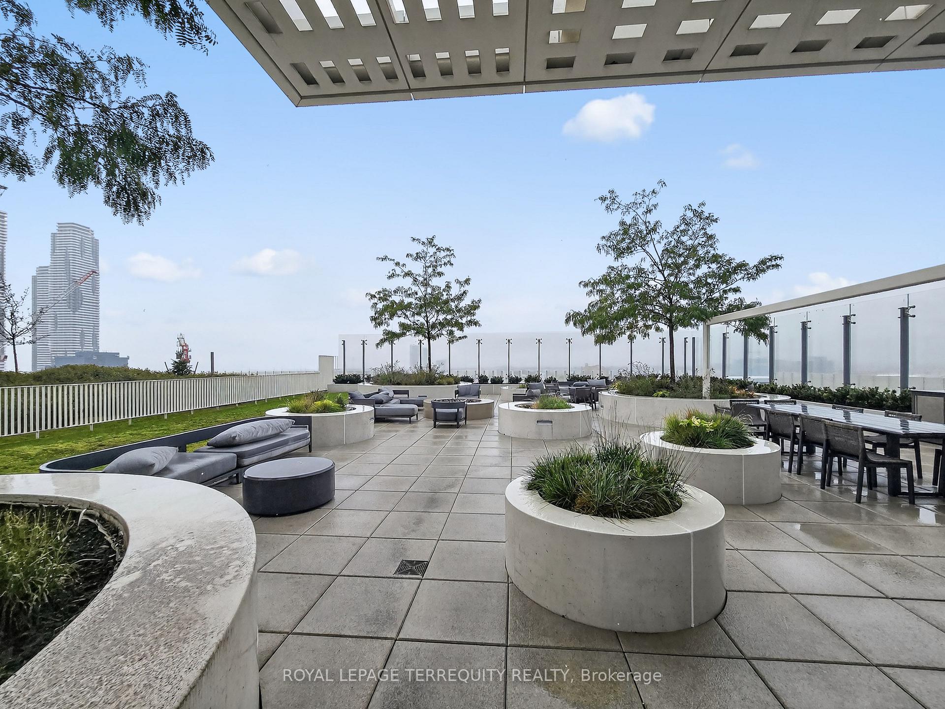 Photo 14 of Unit 3711, 898 Portage Parkway, Vaughan, Vaughan Corporate Centre — HOMEH