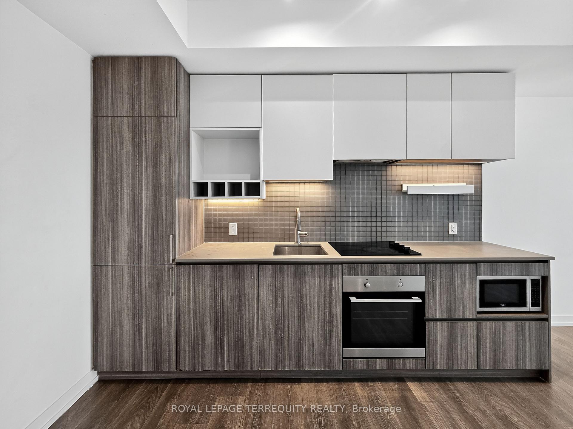 Photo 15 of Unit 3711, 898 Portage Parkway, Vaughan, Vaughan Corporate Centre — HOMEH