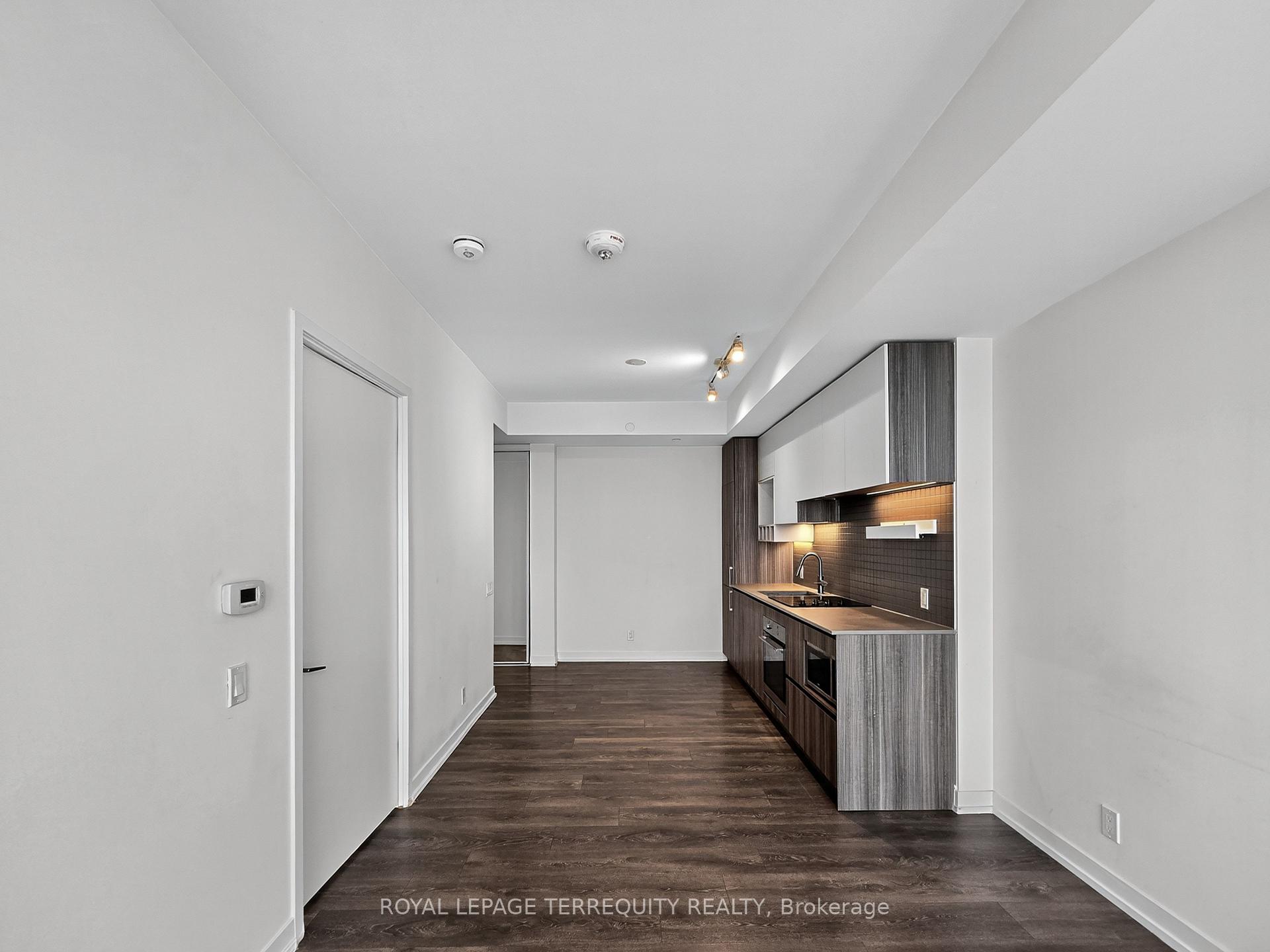 Photo 17 of Unit 3711, 898 Portage Parkway, Vaughan, Vaughan Corporate Centre — HOMEH
