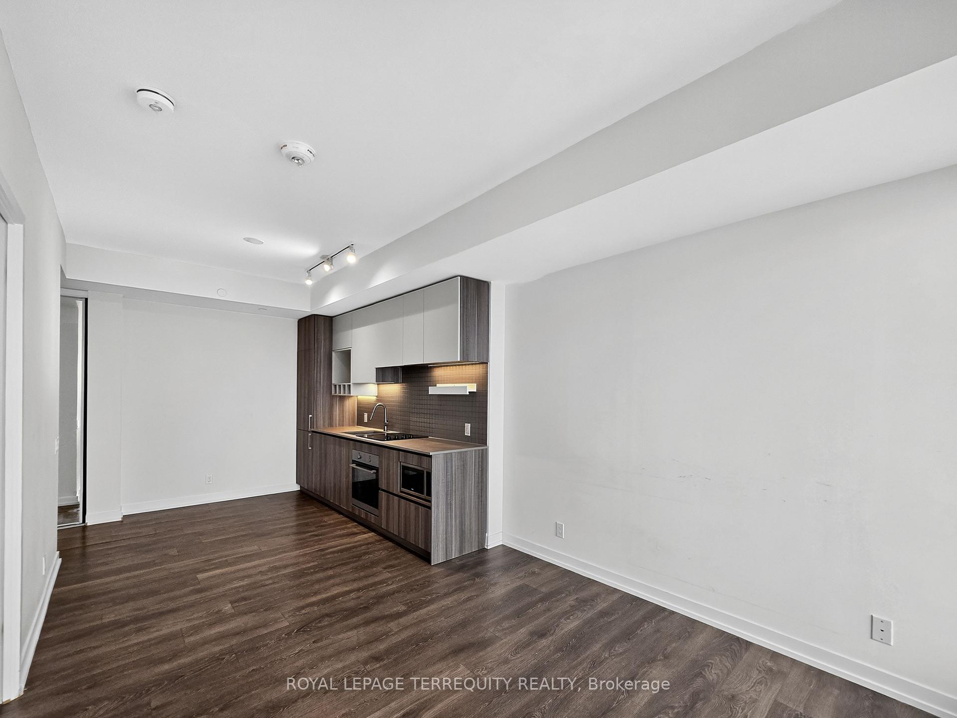 Photo 18 of Unit 3711, 898 Portage Parkway, Vaughan, Vaughan Corporate Centre — HOMEH