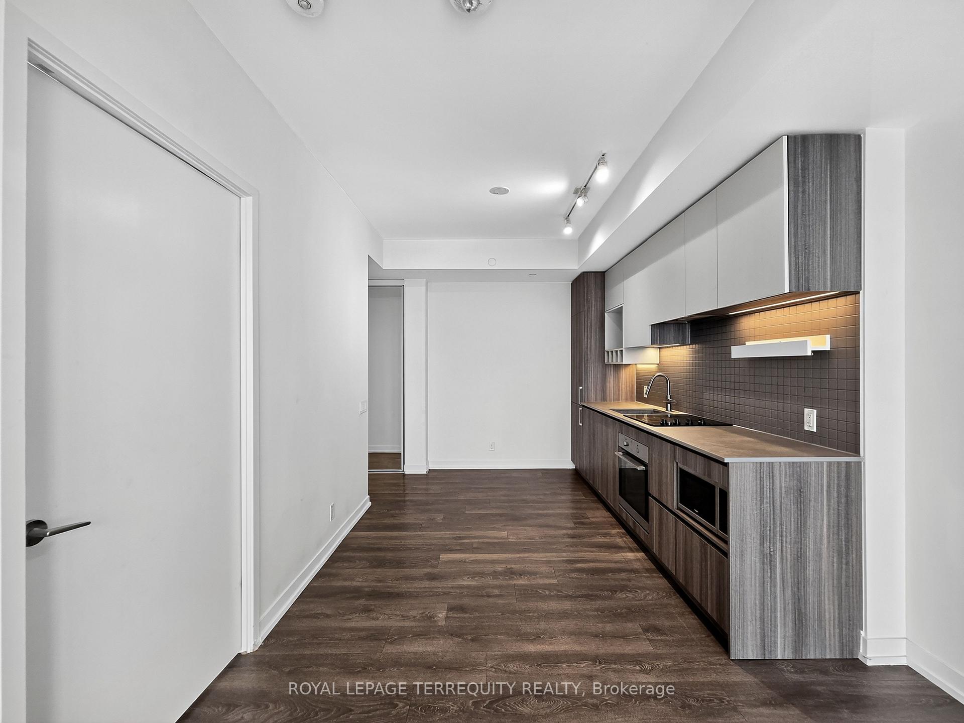 Photo 19 of Unit 3711, 898 Portage Parkway, Vaughan, Vaughan Corporate Centre — HOMEH