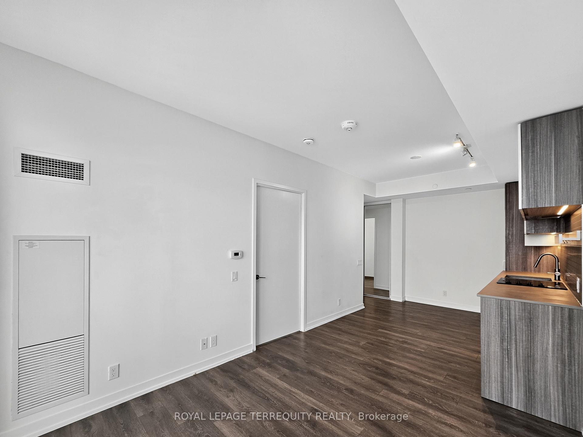 Photo 20 of Unit 3711, 898 Portage Parkway, Vaughan, Vaughan Corporate Centre — HOMEH