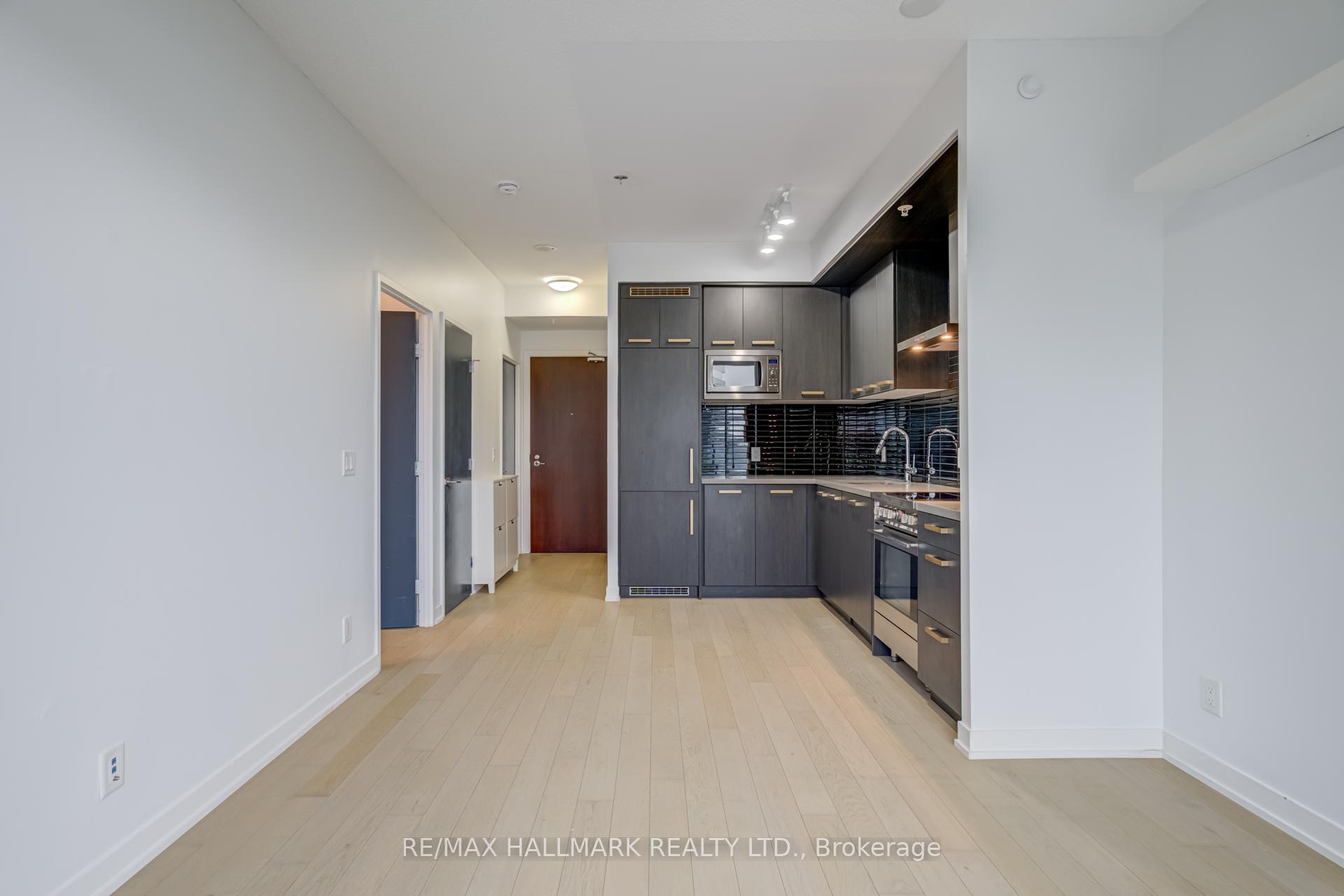 Photo 37 of Unit S513, 120 Bayview Avenue, Toronto, Waterfront Communities — HOMEH
