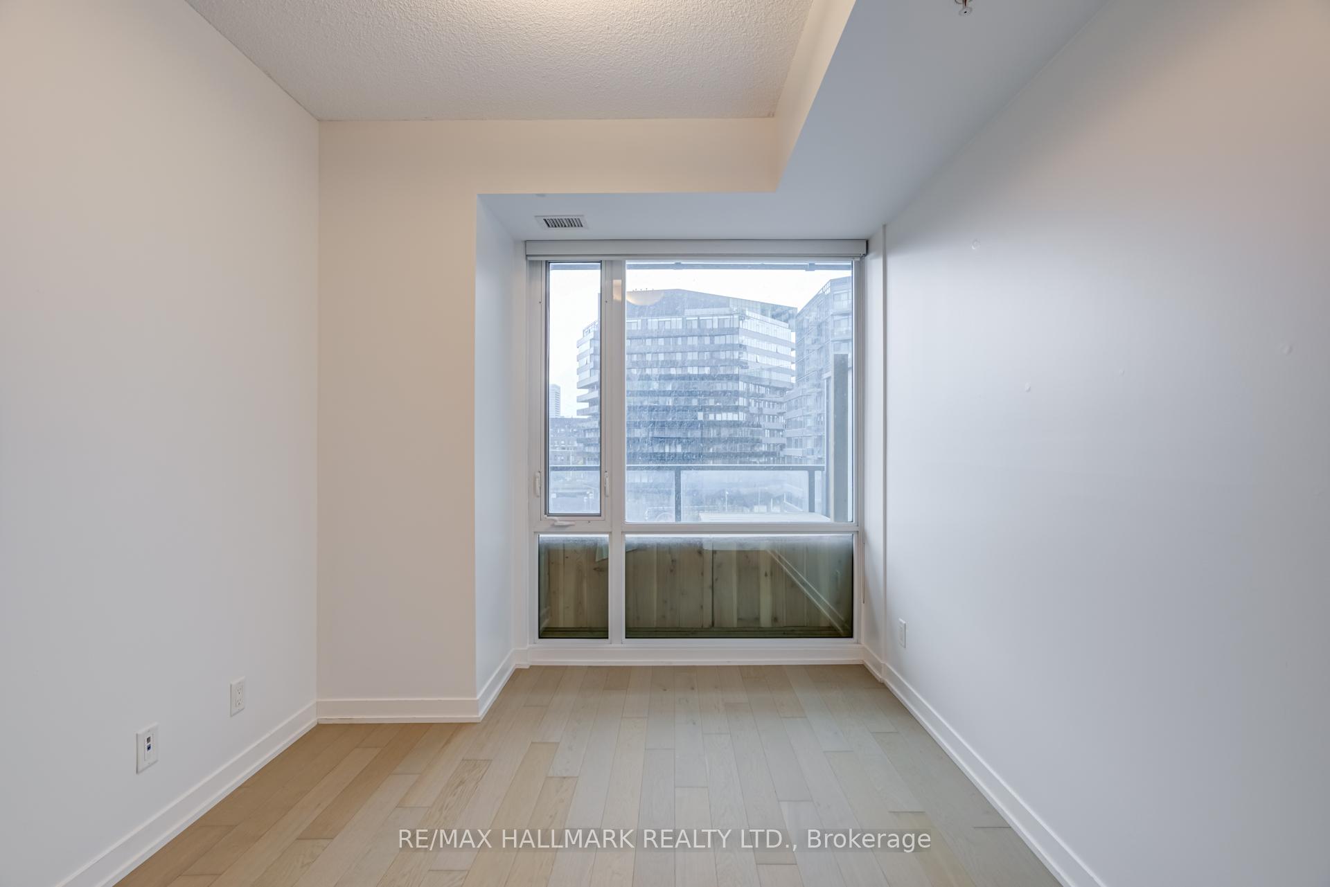 Photo 61 of Unit S513, 120 Bayview Avenue, Toronto, Waterfront Communities — HOMEH
