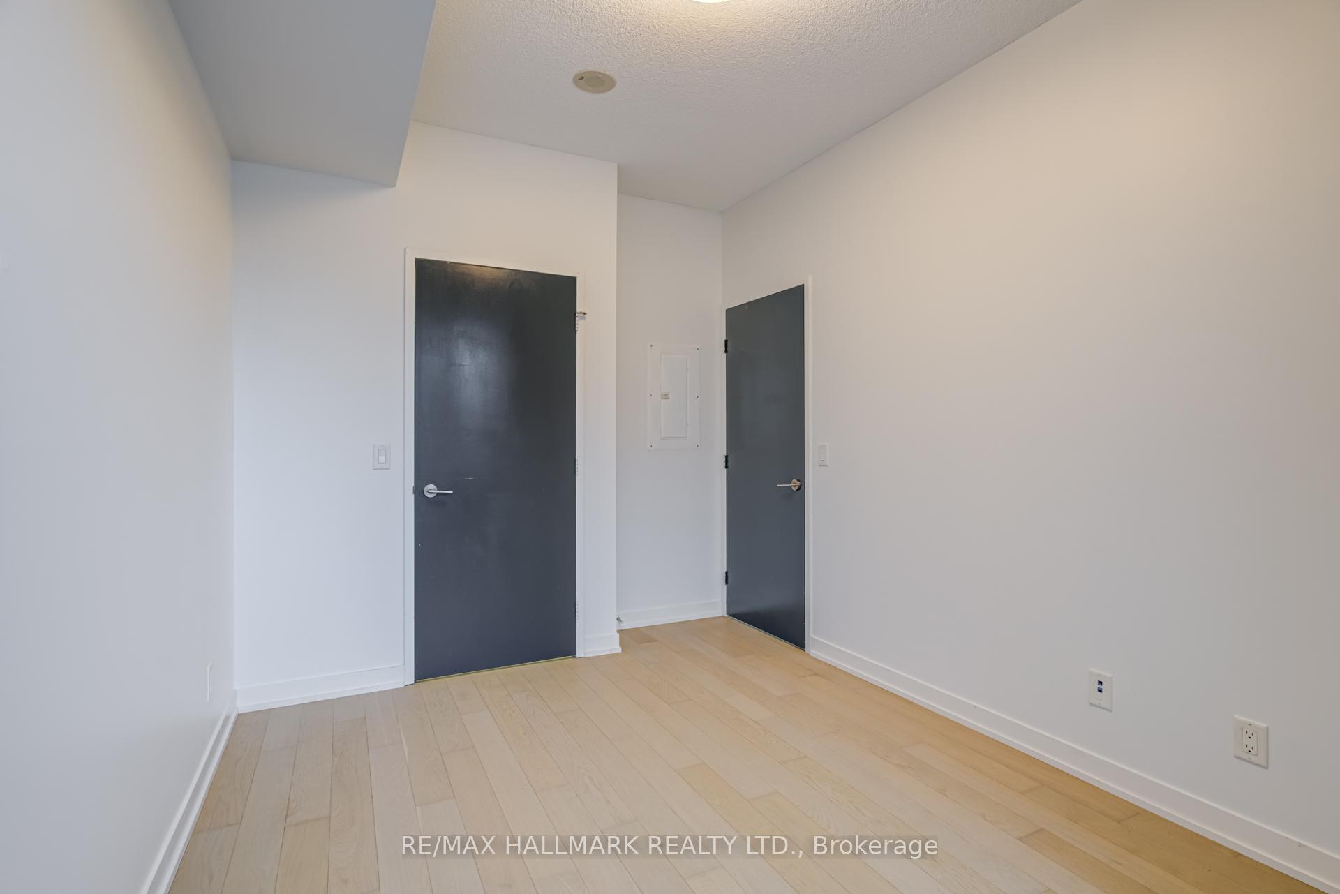 Photo 62 of Unit S513, 120 Bayview Avenue, Toronto, Waterfront Communities — HOMEH