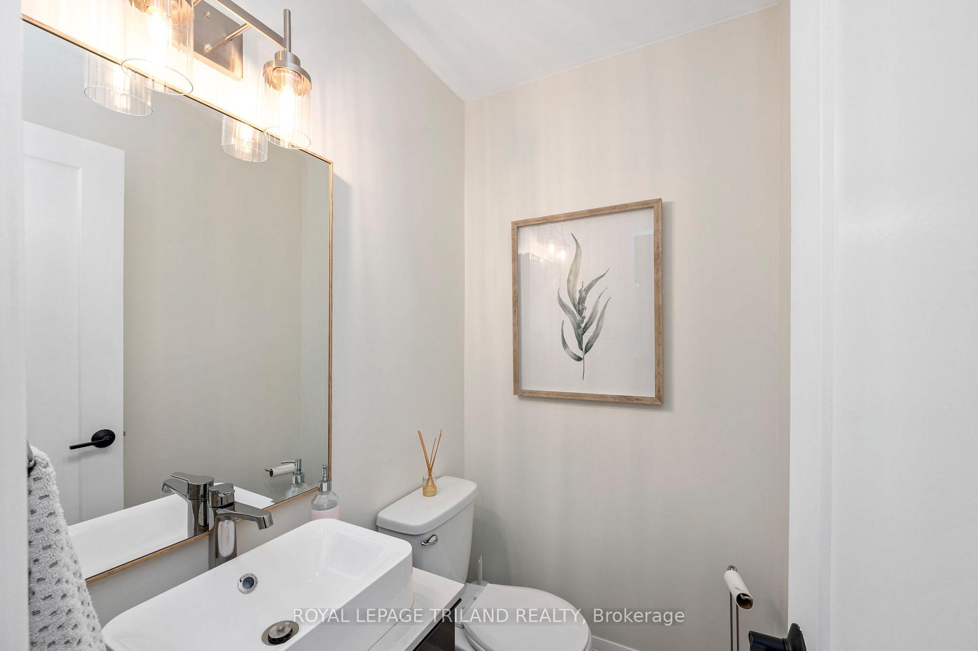 Photo 18 of 215 Kitchener Avenue, Central Elgin, Rural Central Elgin — HOMEH