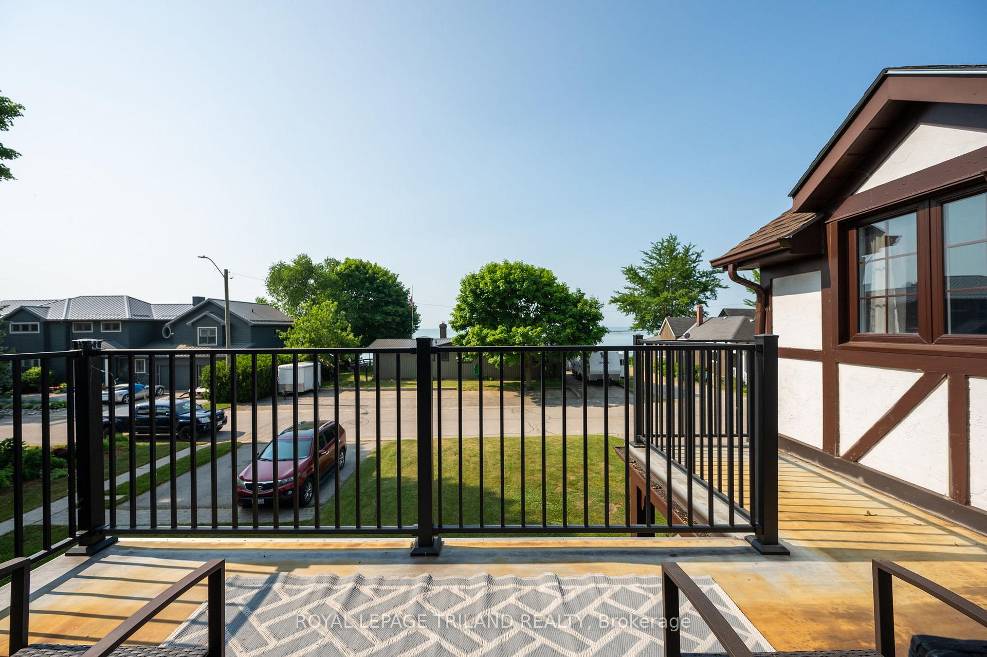 Photo 29 of 215 Kitchener Avenue, Central Elgin, Rural Central Elgin — HOMEH