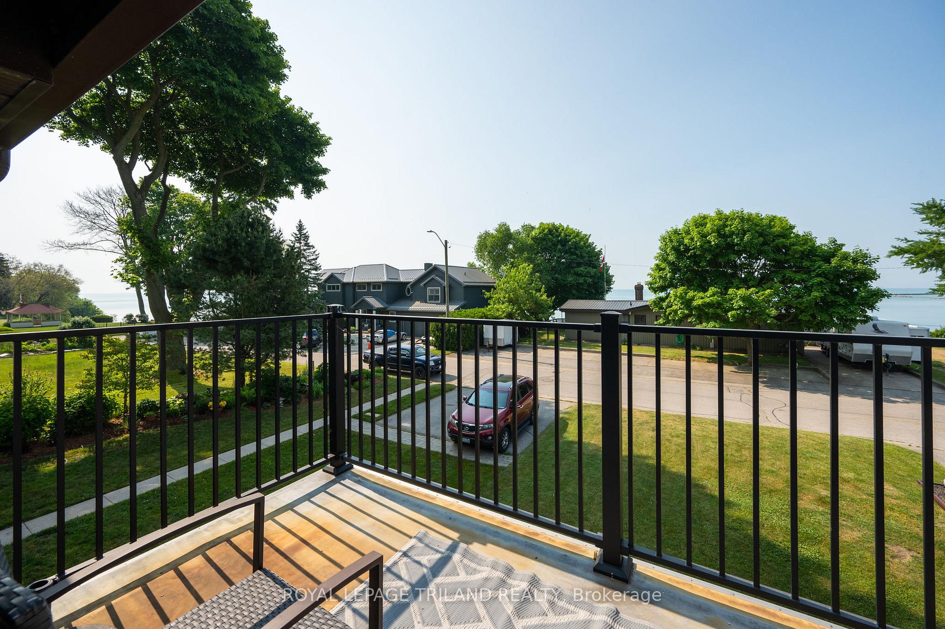 Photo 30 of 215 Kitchener Avenue, Central Elgin, Rural Central Elgin — HOMEH