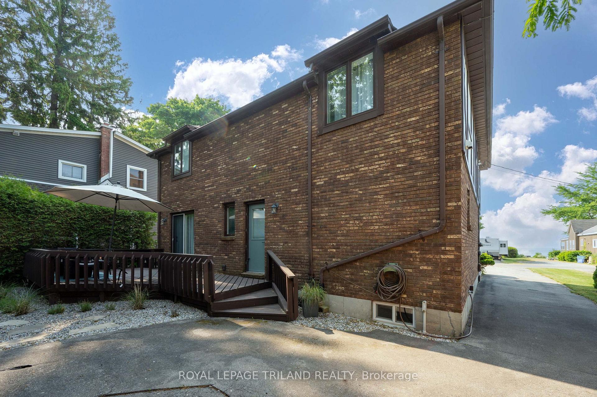 Photo 33 of 215 Kitchener Avenue, Central Elgin, Rural Central Elgin — HOMEH