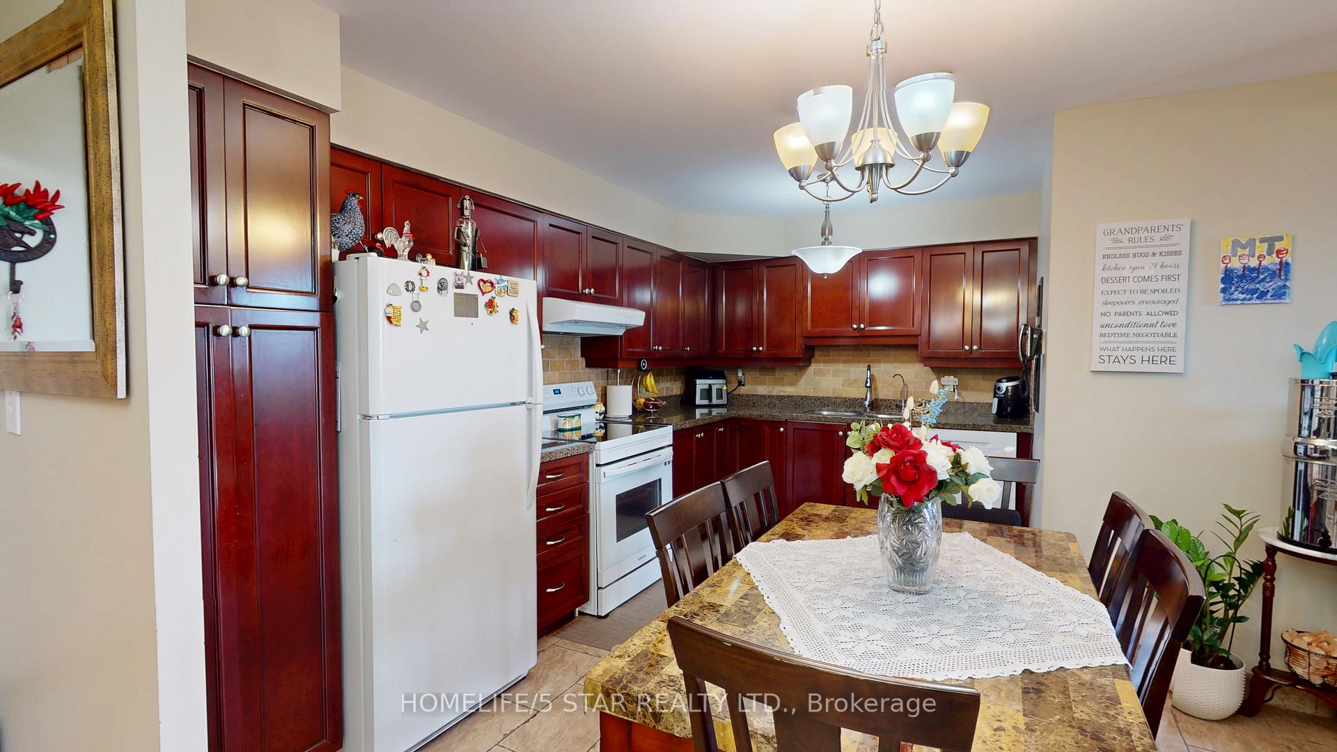 Photo 5 of Unit Unit 607, 7373 Martin Grove Road, Vaughan, Vaughan Grove — HOMEH