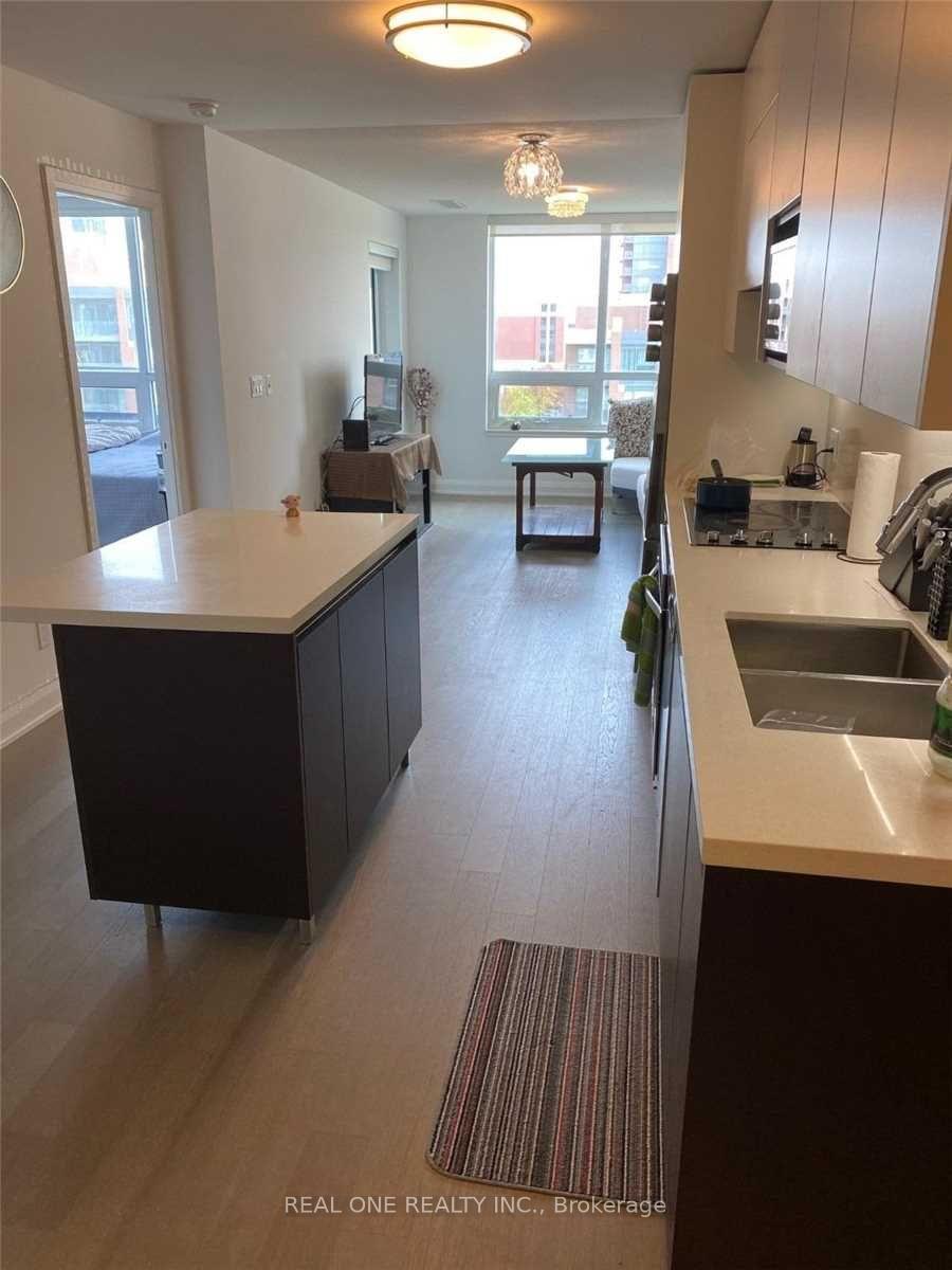 Photo 2 of Unit 706, 15 Water Walk Drive, Markham, Unionville — HOMEH