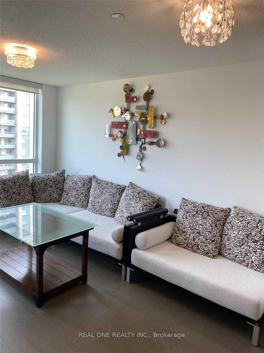 Photo 4 of Unit 706, 15 Water Walk Drive, Markham, Unionville — HOMEH