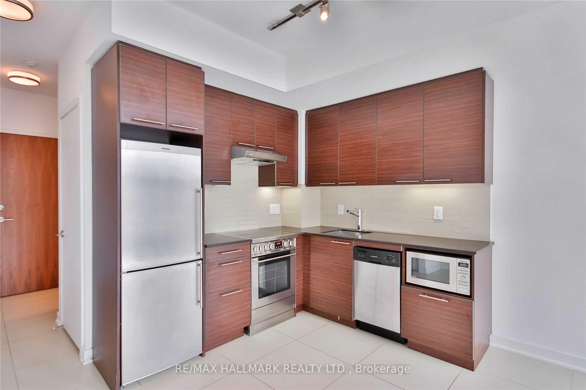 Photo 1 of Unit 418, 1 Market Street, Toronto, Waterfront Communities — HOMEH