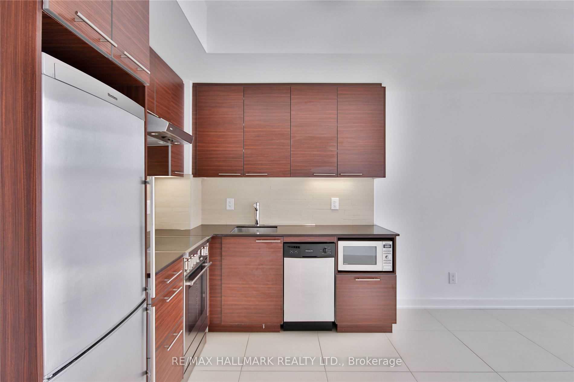 Photo 9 of Unit 418, 1 Market Street, Toronto, Waterfront Communities — HOMEH