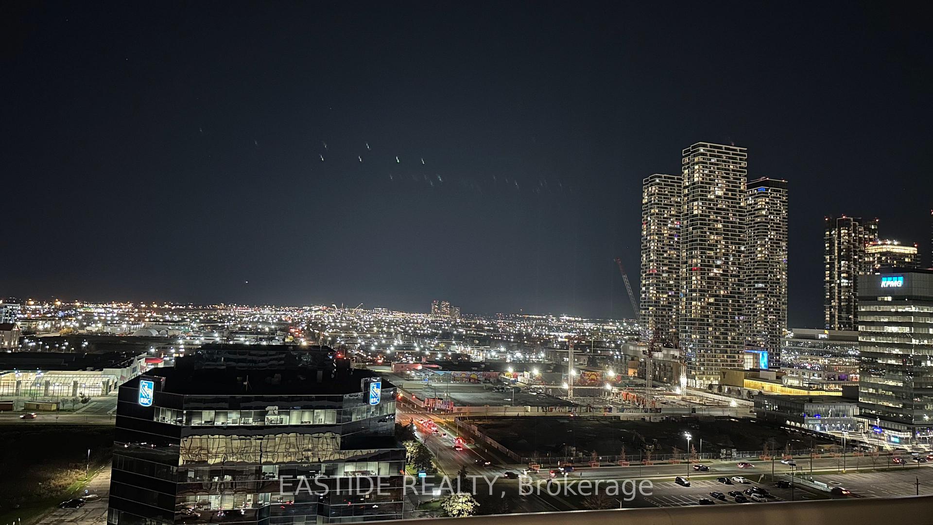 Photo 9 of Unit 1705, 8 Interchange Way, Vaughan, Vaughan Corporate Centre — HOMEH