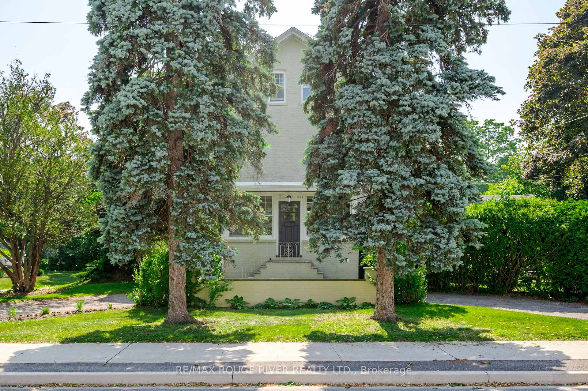Photo 4 of 230 King Street W, Cobourg — HOMEH
