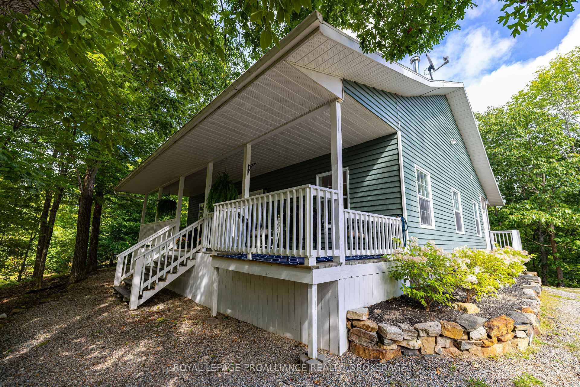 Photo 4 of 1208 Warrington Road, Frontenac, Frontenac Centre — HOMEH