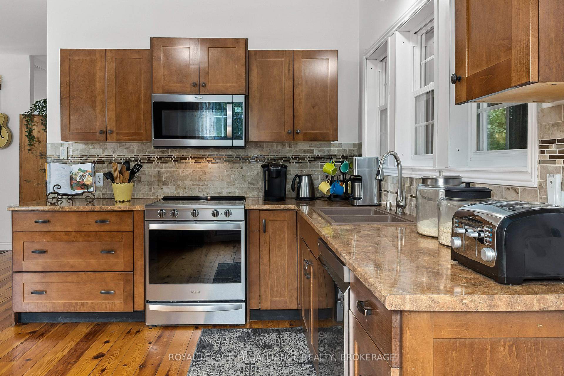 Photo 16 of 1208 Warrington Road, Frontenac, Frontenac Centre — HOMEH