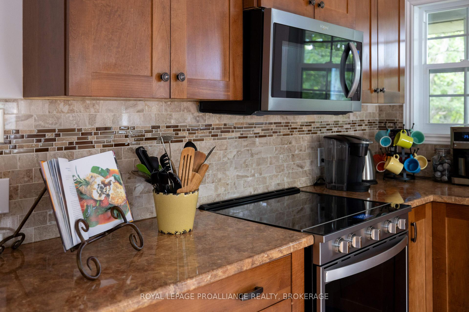Photo 18 of 1208 Warrington Road, Frontenac, Frontenac Centre — HOMEH