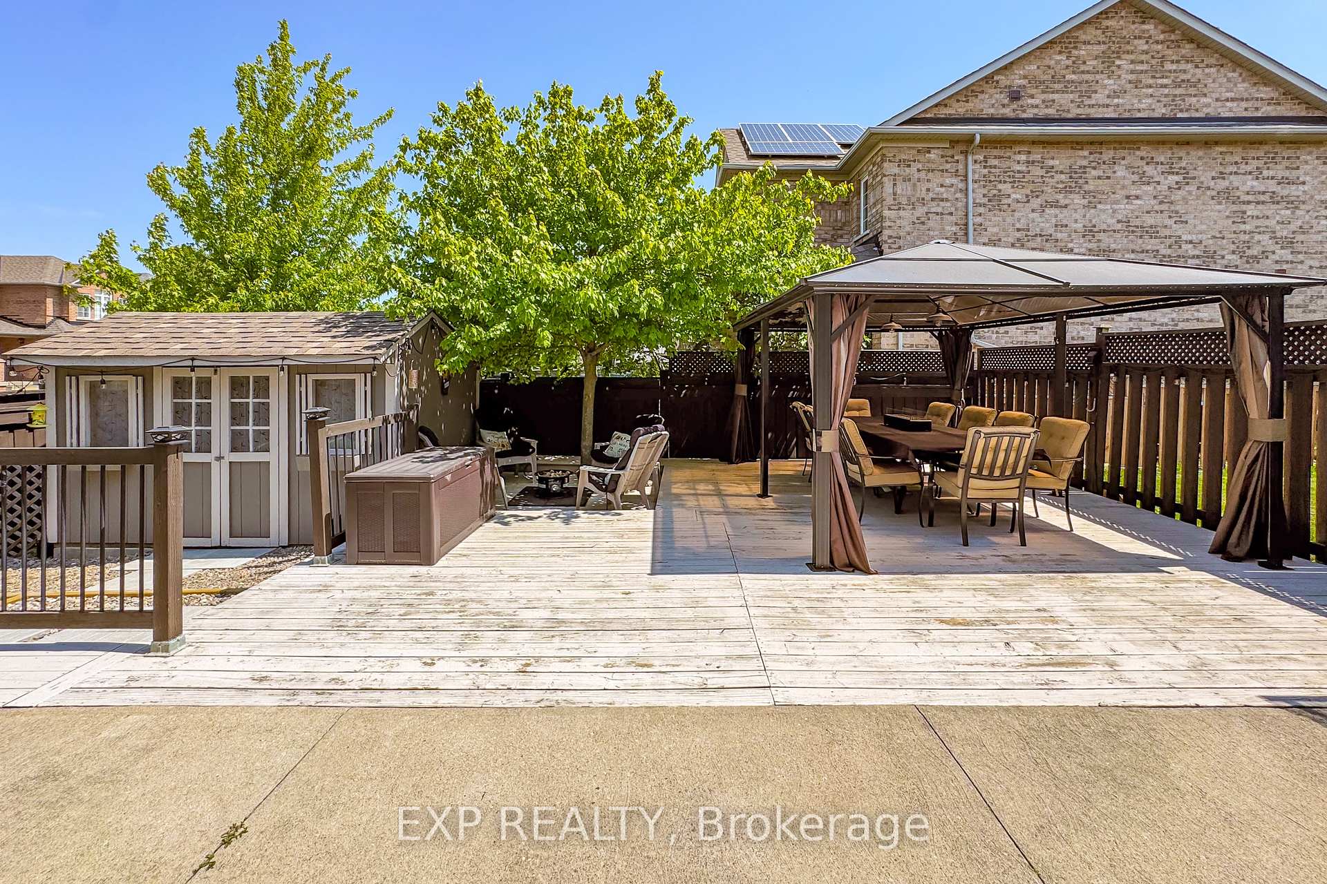 Photo 29 of 46 Emily Carr Crescent, Caledon, Bolton West — HOMEH