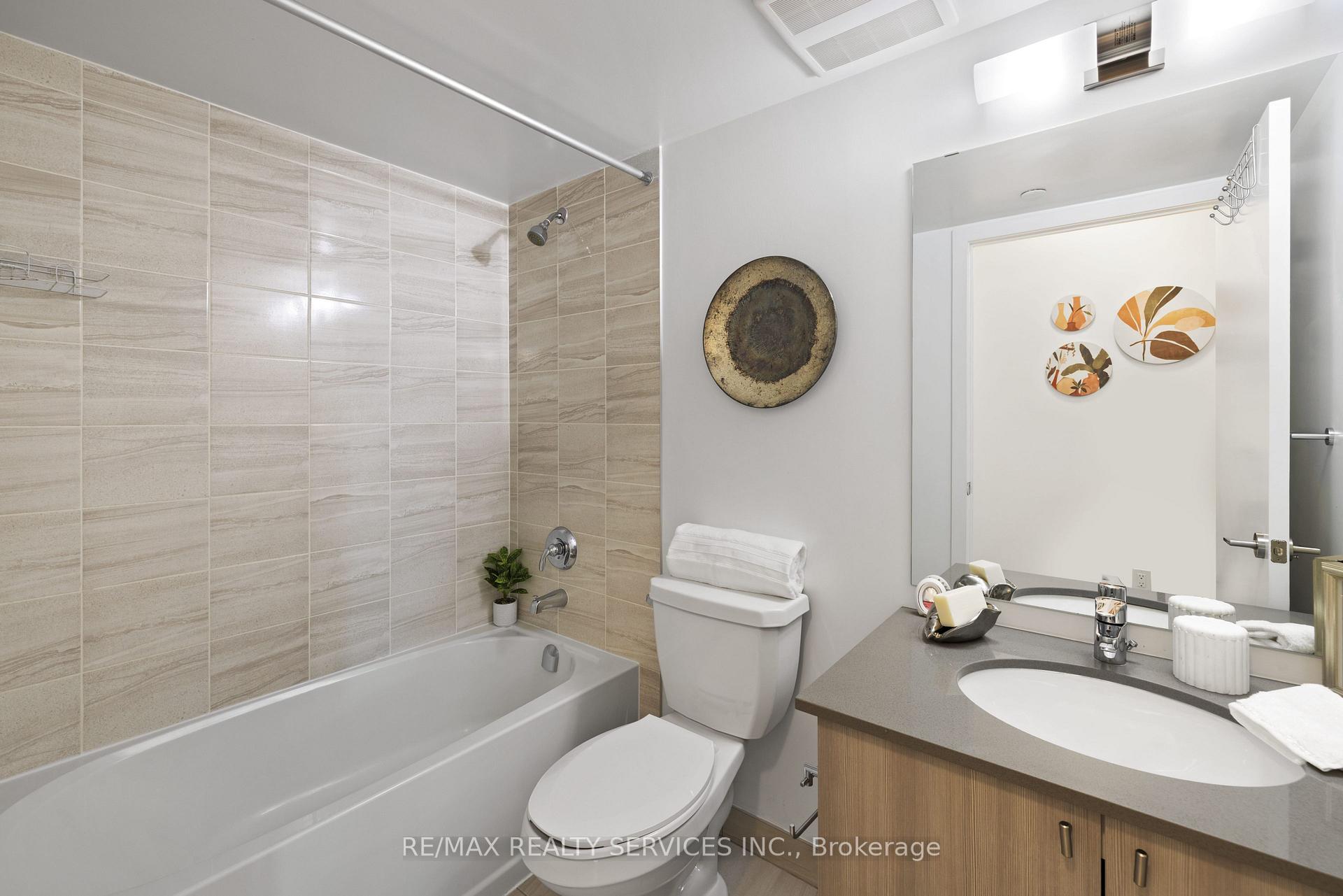 Photo 9 of Unit 1406, 1455 Celebration Drive, Pickering, Bay Ridges — HOMEH