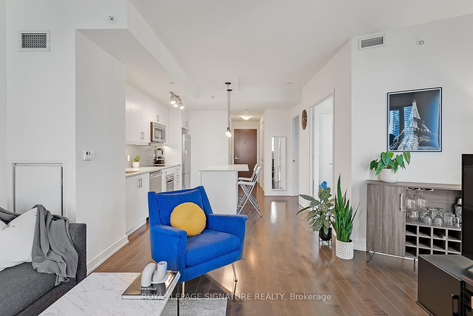 Photo 14 of Unit 1306, 1 The Esplanade, Toronto, Waterfront Communities — HOMEH
