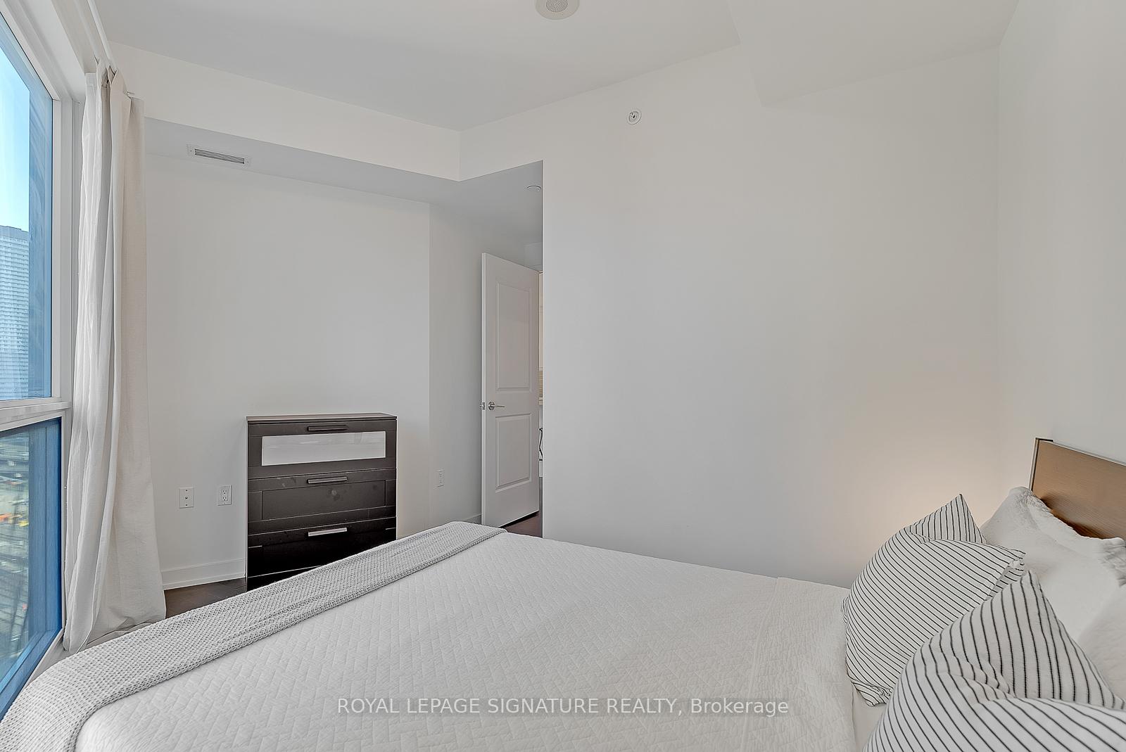 Photo 21 of Unit 1306, 1 The Esplanade, Toronto, Waterfront Communities — HOMEH
