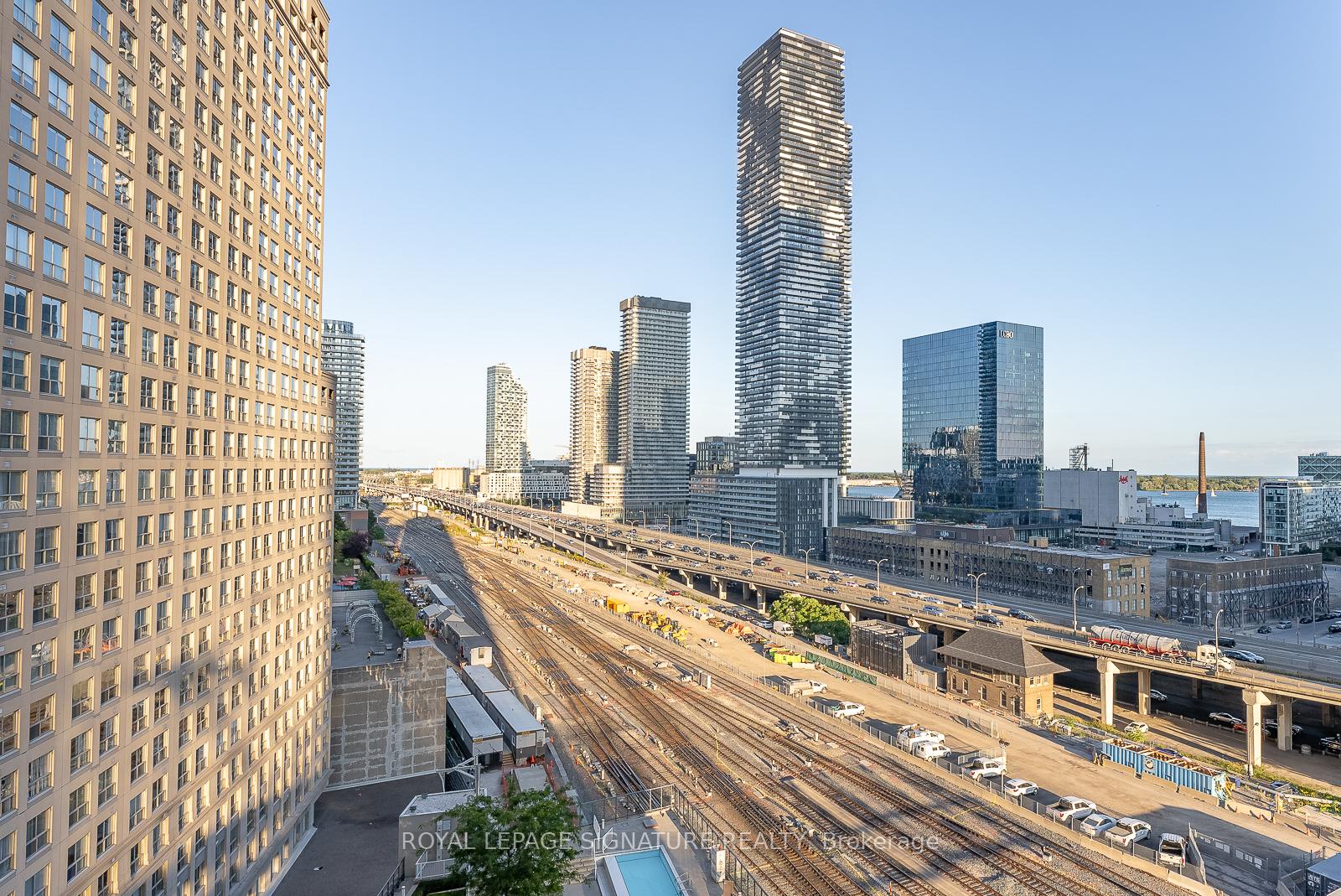 Photo 27 of Unit 1306, 1 The Esplanade, Toronto, Waterfront Communities — HOMEH