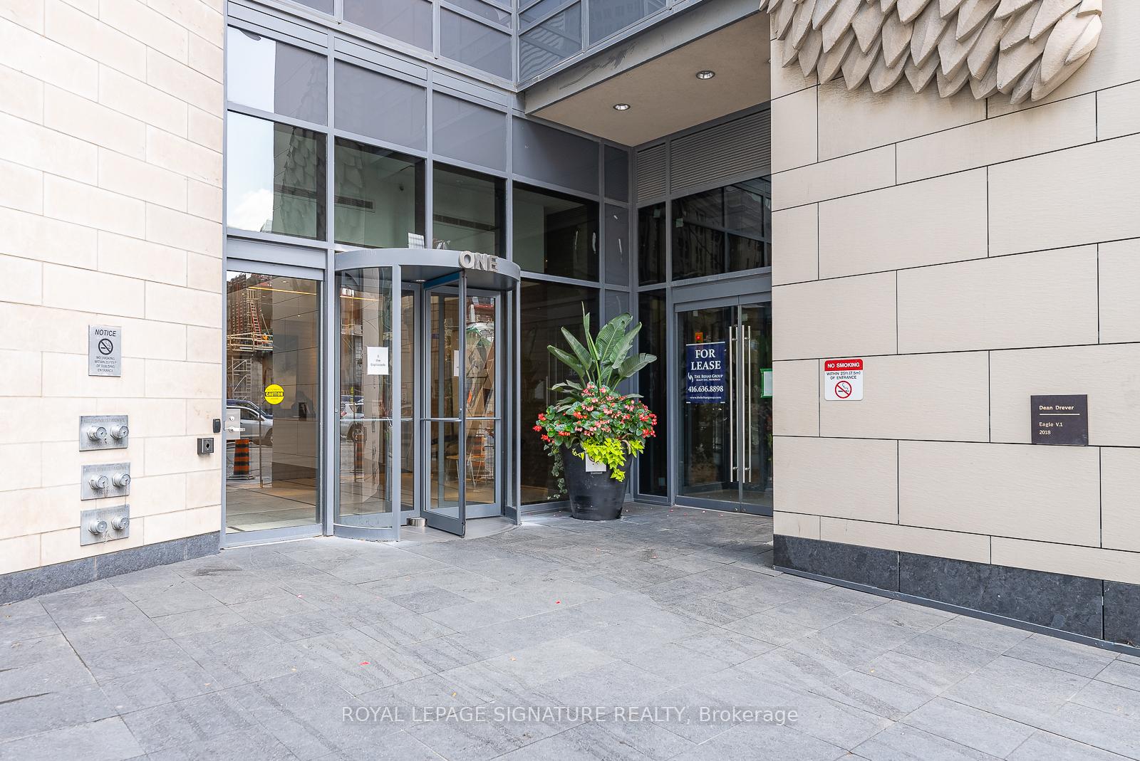 Photo 32 of Unit 1306, 1 The Esplanade, Toronto, Waterfront Communities — HOMEH