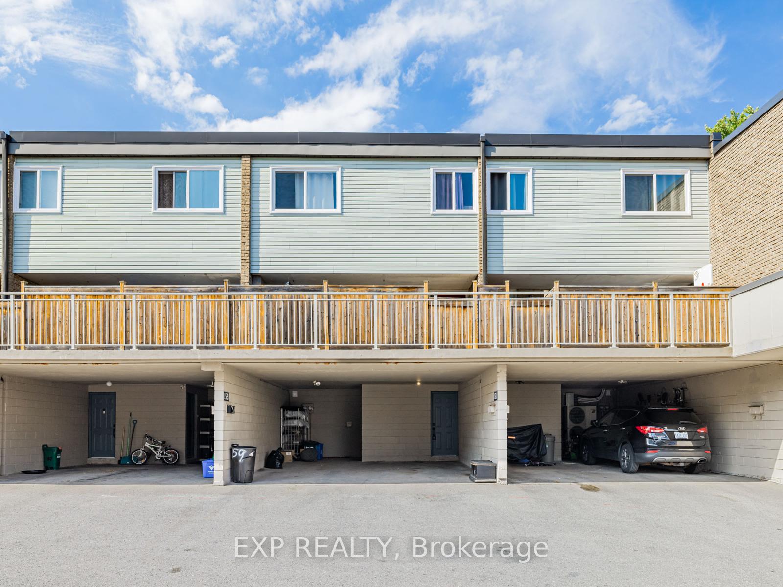Photo 30 of 161 Milestone Crescent, Aurora, Aurora Village — HOMEH