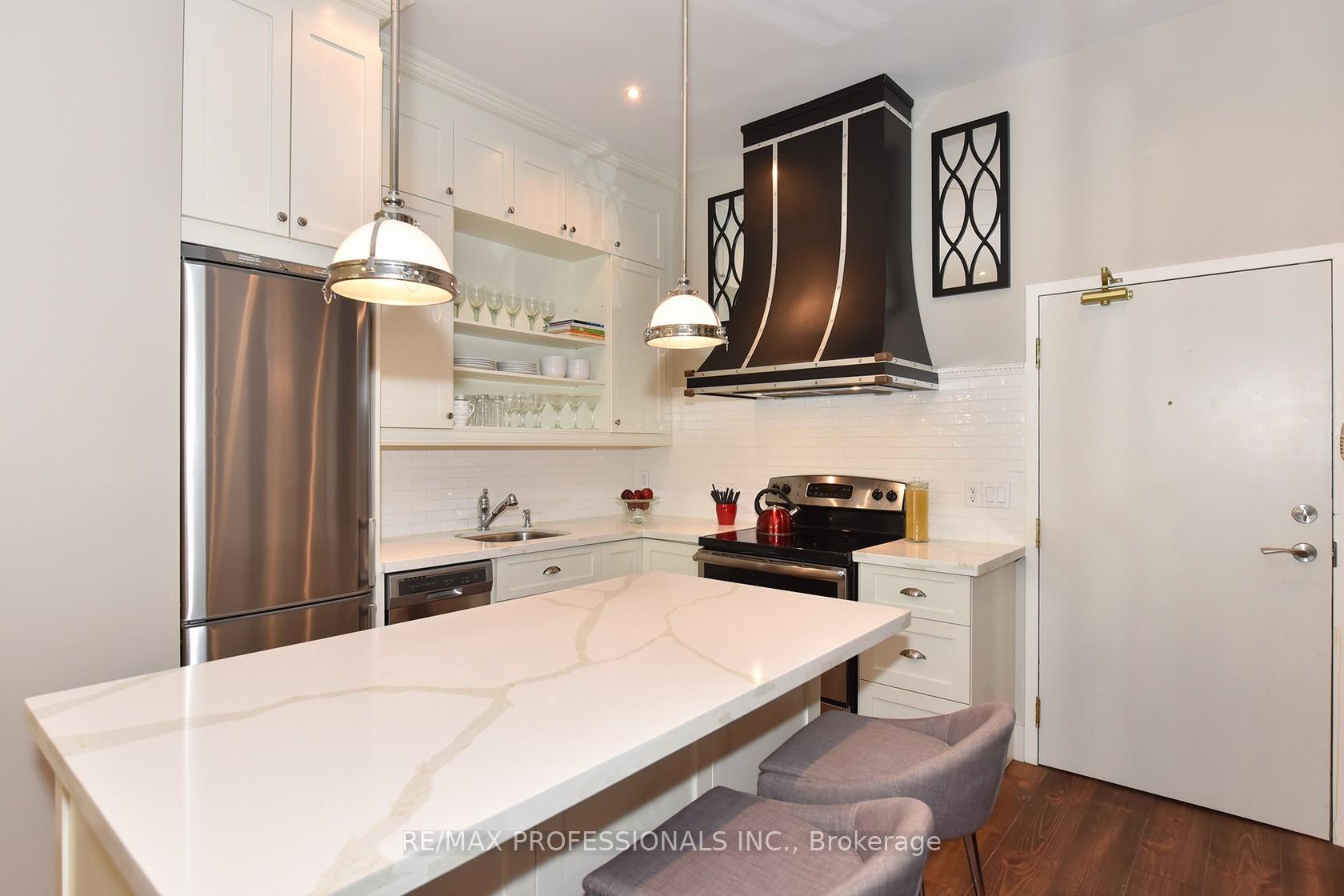 Photo 2 of Unit 101, 30 Hayden Street, Toronto, Church-Yonge Corridor — HOMEH