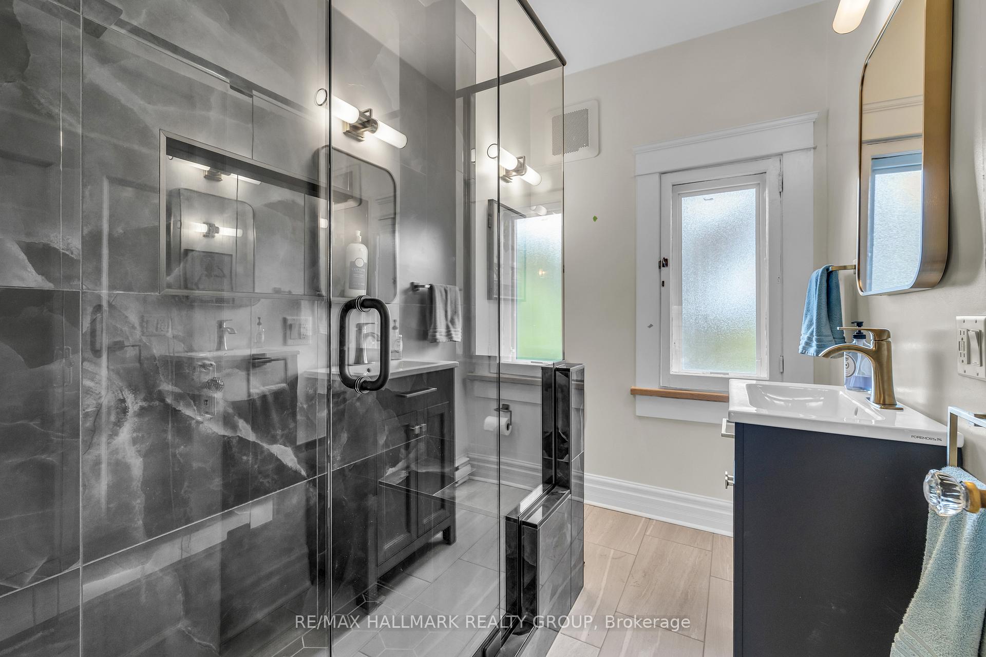 Photo 15 of 604 Queen Elizabeth Drive, Ottawa, Glebe — HOMEH