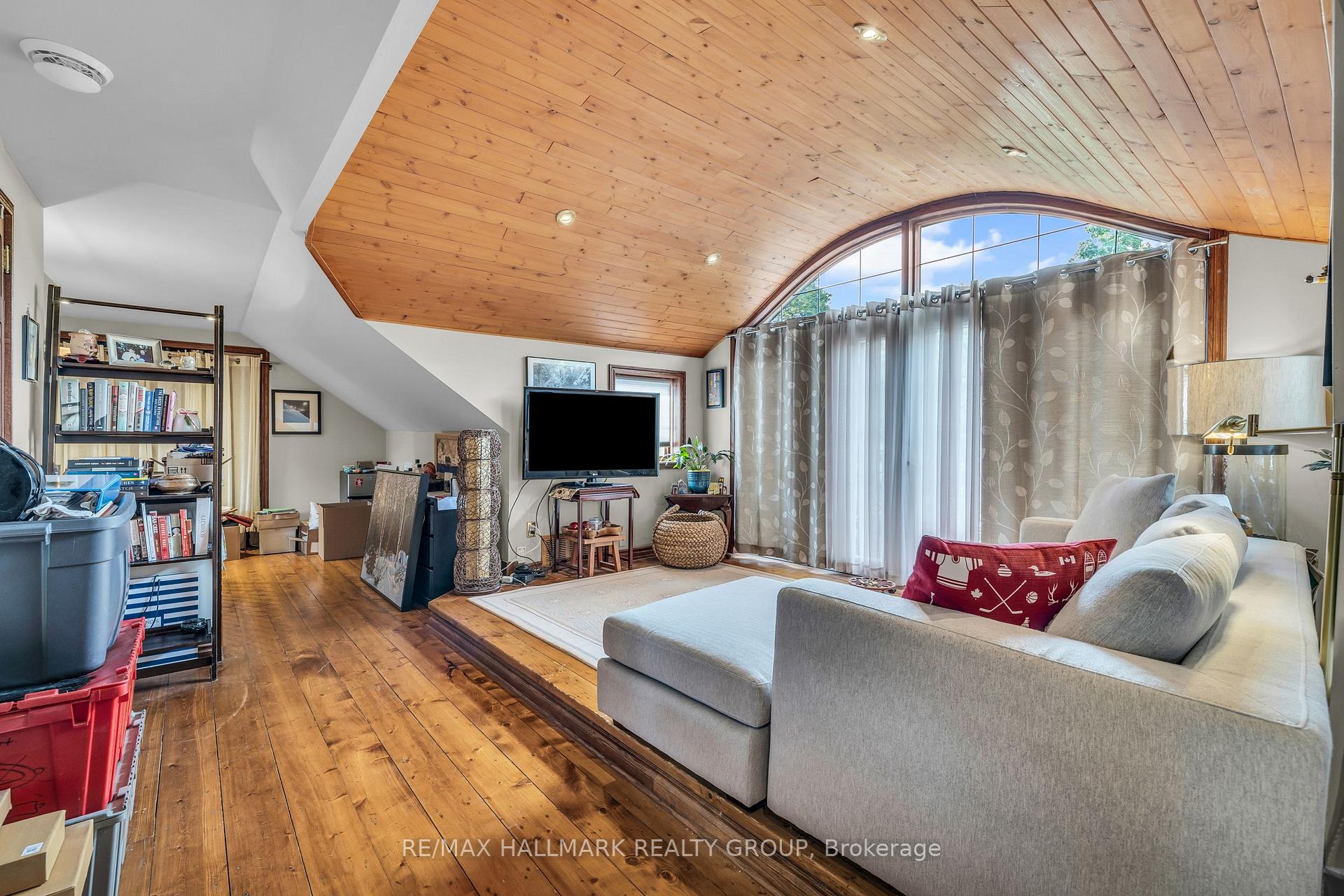Photo 16 of 604 Queen Elizabeth Drive, Ottawa, Glebe — HOMEH