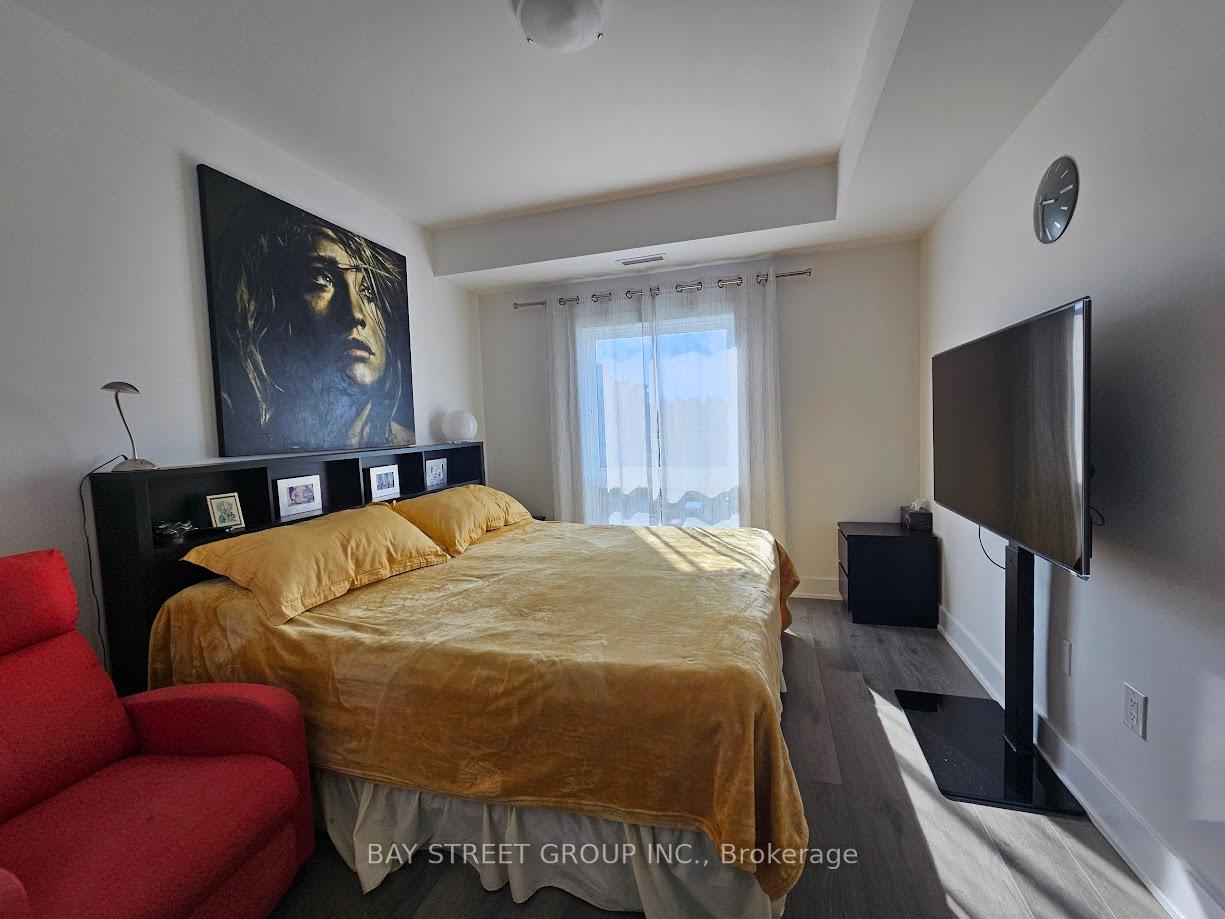 Photo 14 of Unit 504, 8 Culinary Lane, Barrie, Rural Barrie Southeast — HOMEH