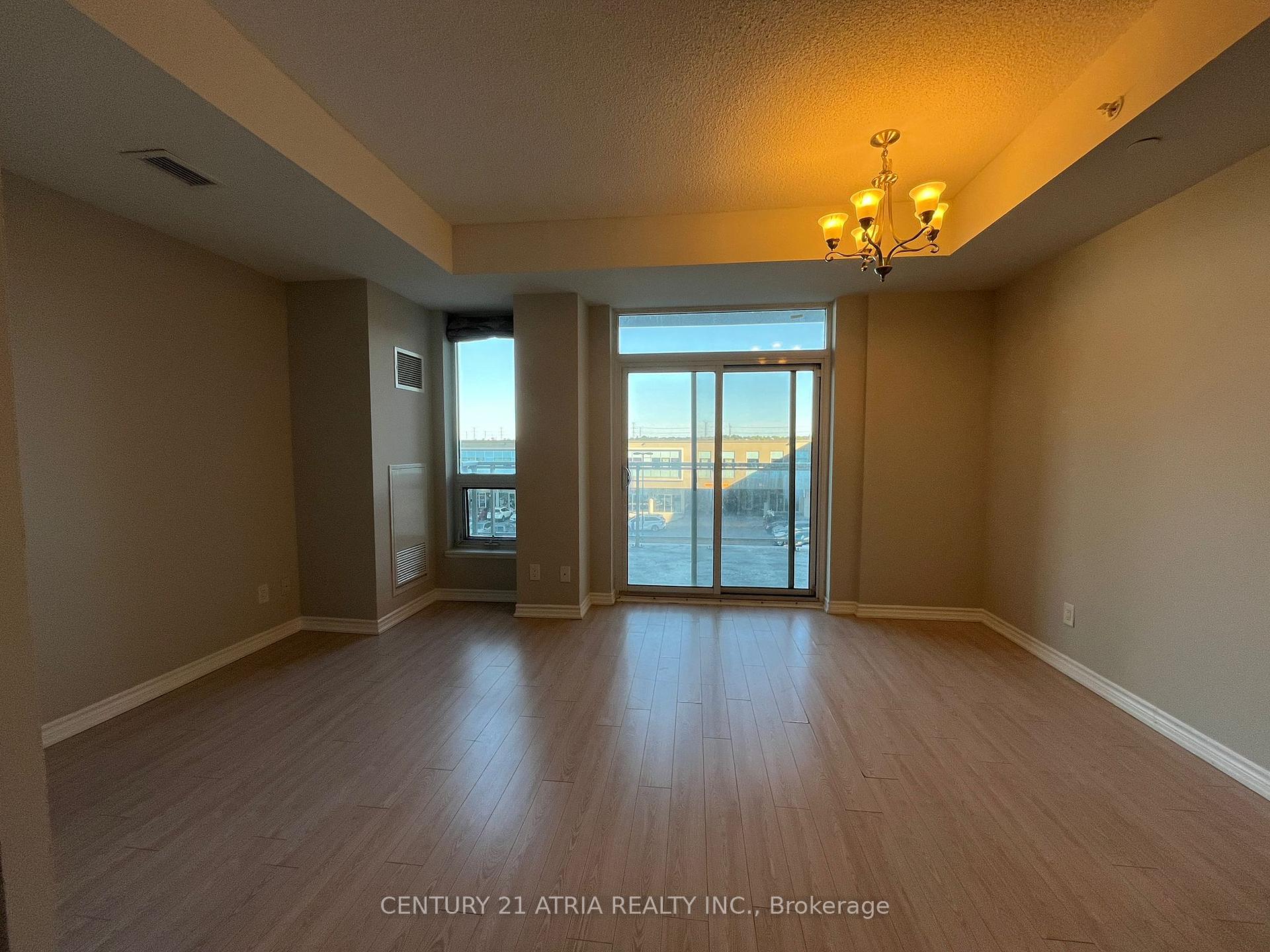 Photo 9 of Unit 325, 8323 Kennedy Road, Markham, Village Green-South Unionville — HOMEH