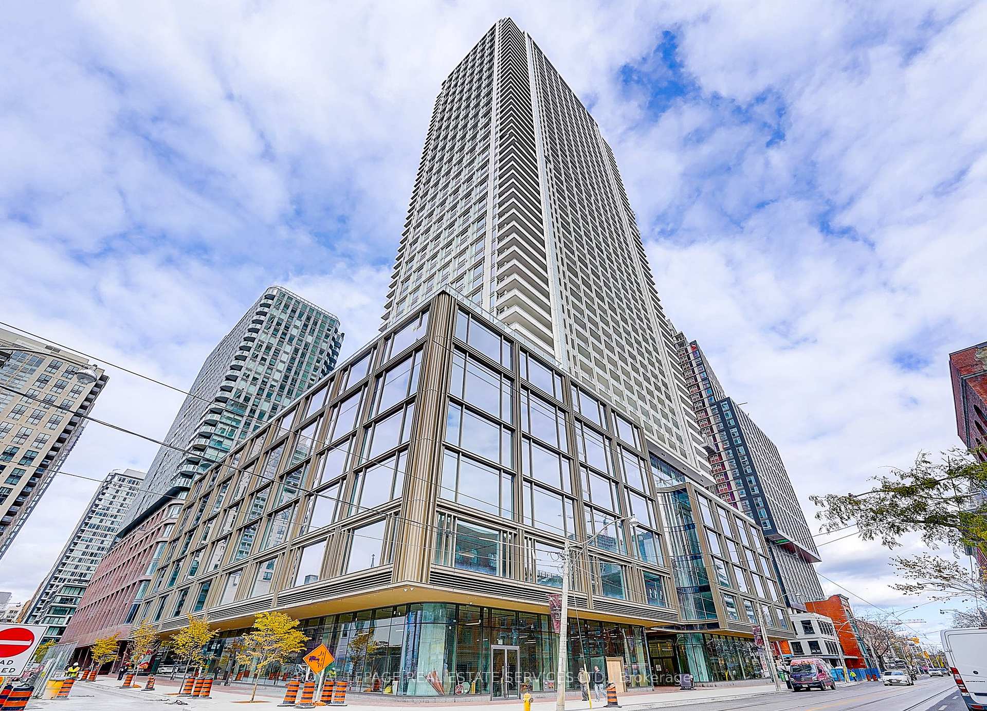 Photo 5 of Unit 3508, 88 Queen Street E, Toronto, Church-Yonge Corridor — HOMEH