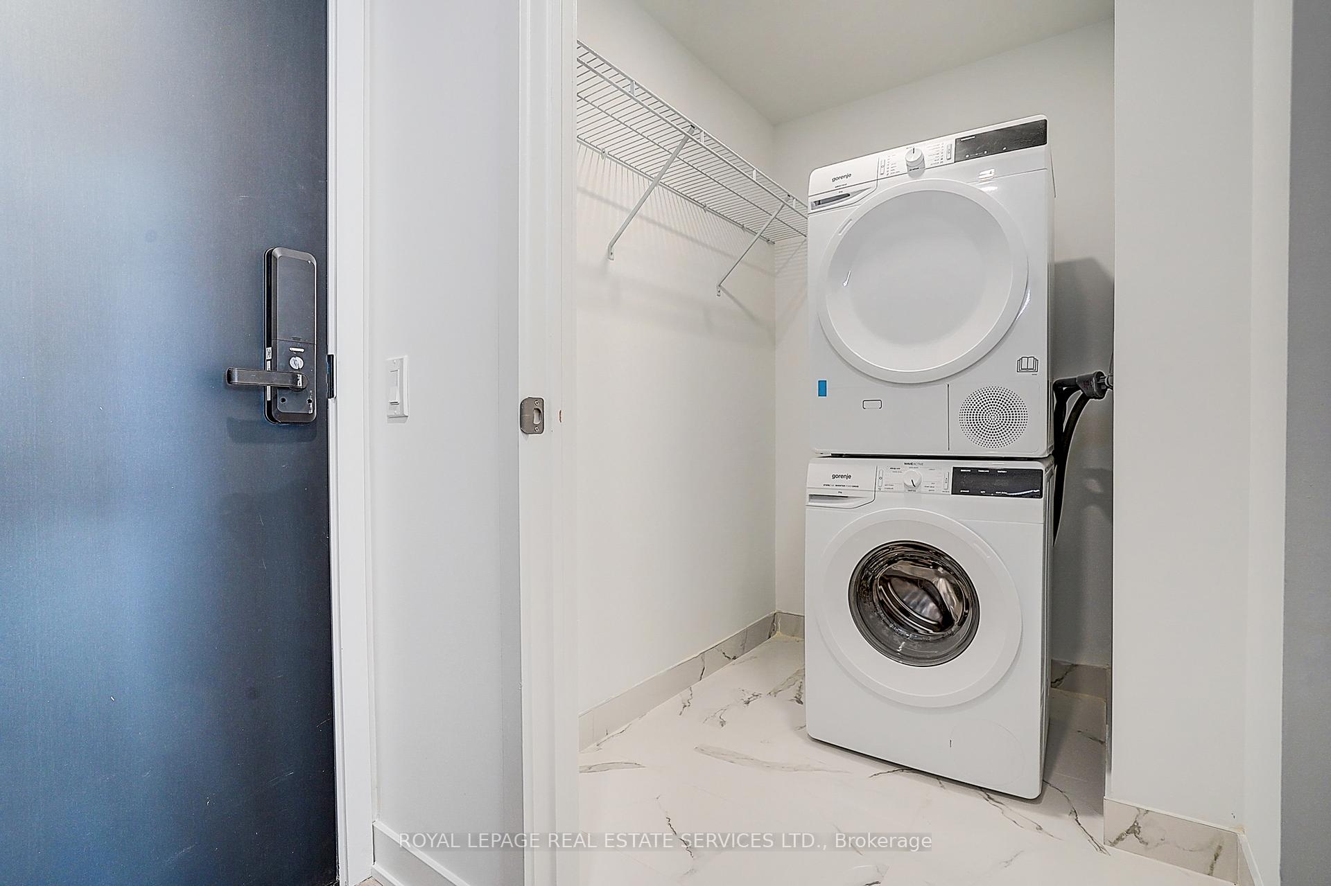 Photo 13 of Unit 3508, 88 Queen Street E, Toronto, Church-Yonge Corridor — HOMEH