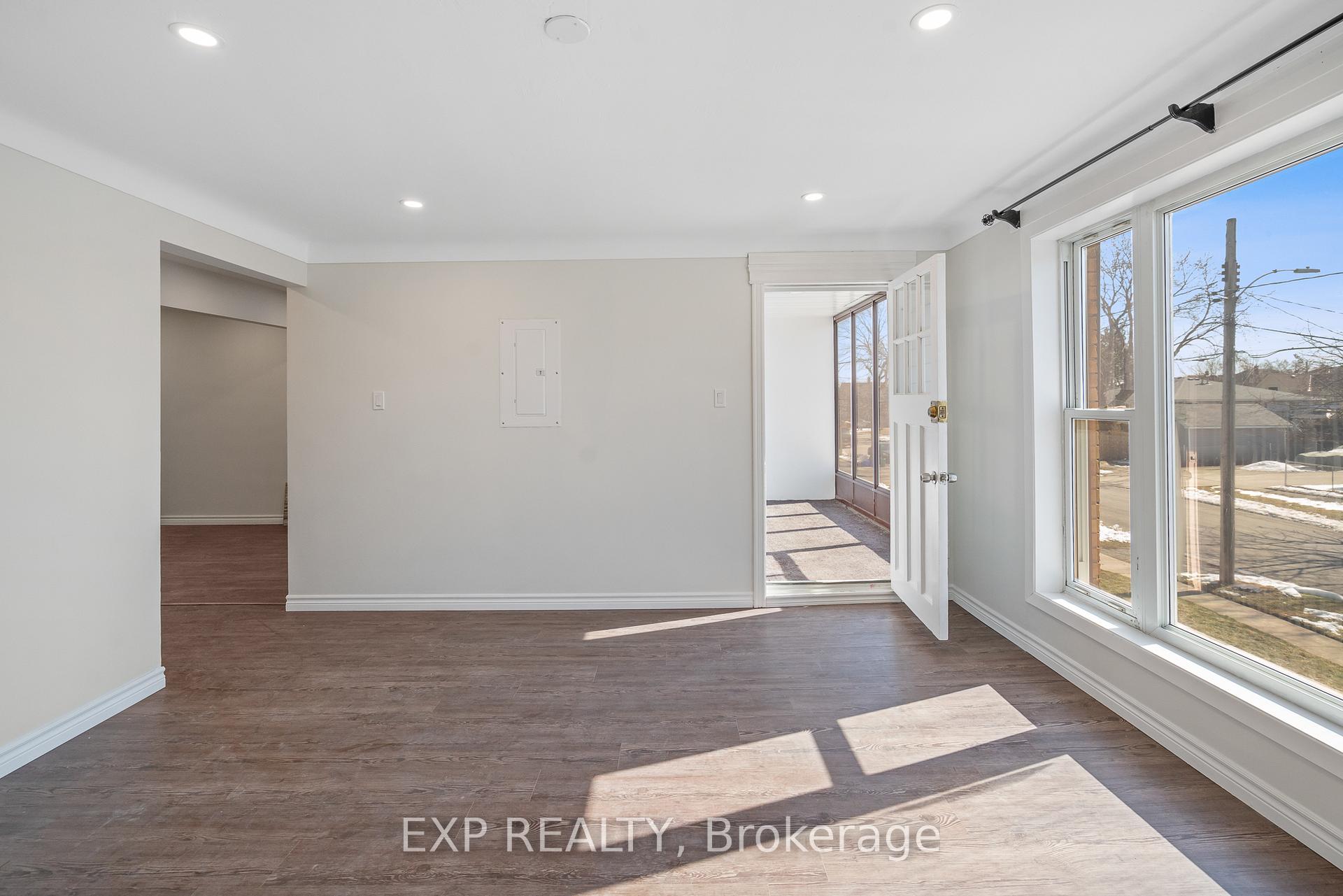Photo 23 of Unit 4, 44 Metcalfe Street, Thorold, Thorold Downtown — HOMEH