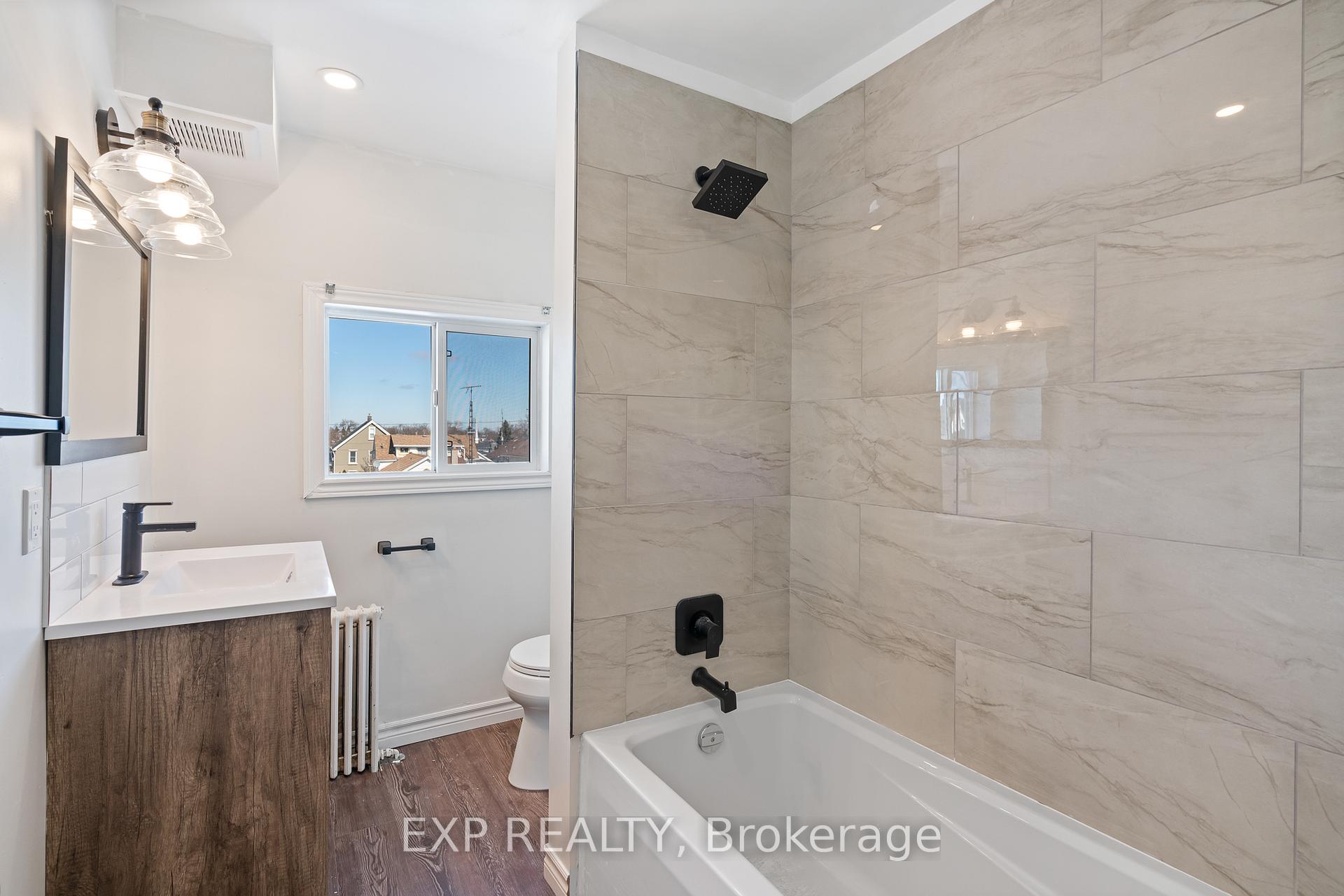 Photo 12 of Unit 4, 44 Metcalfe Street, Thorold, Thorold Downtown — HOMEH