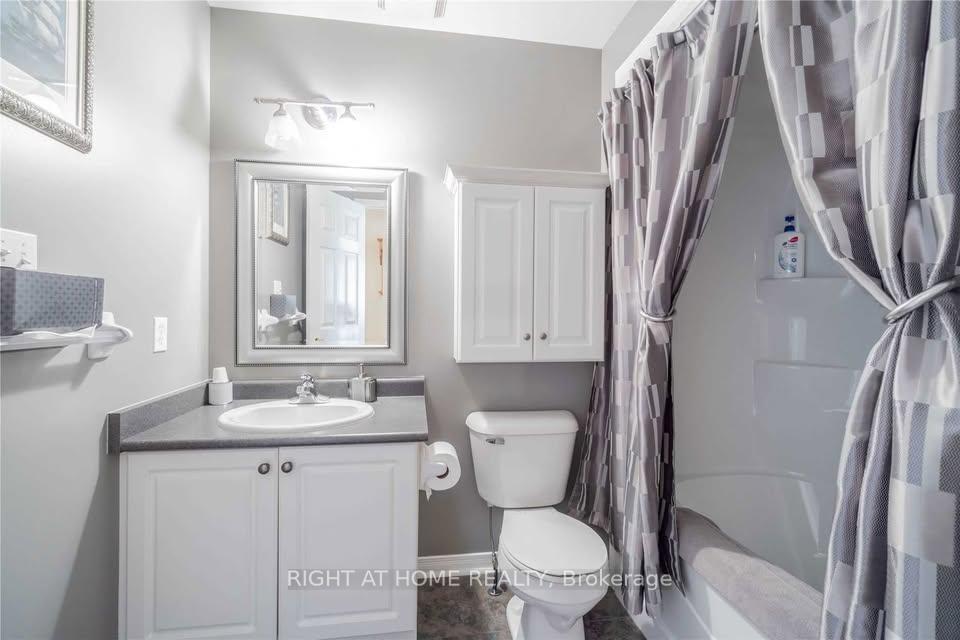 Photo 21 of Unit 19, 460 Woodmount Drive, Oshawa, Samac — HOMEH