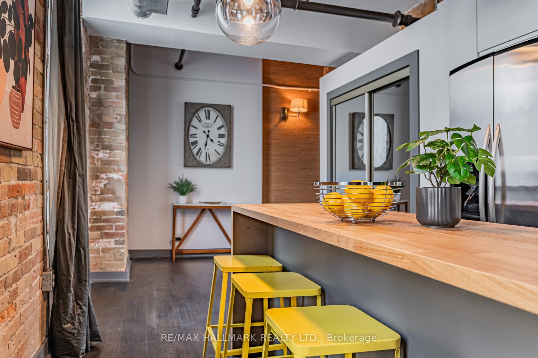 Photo 6 of Unit 6, 189 Queen Street E, Toronto, Moss Park — HOMEH
