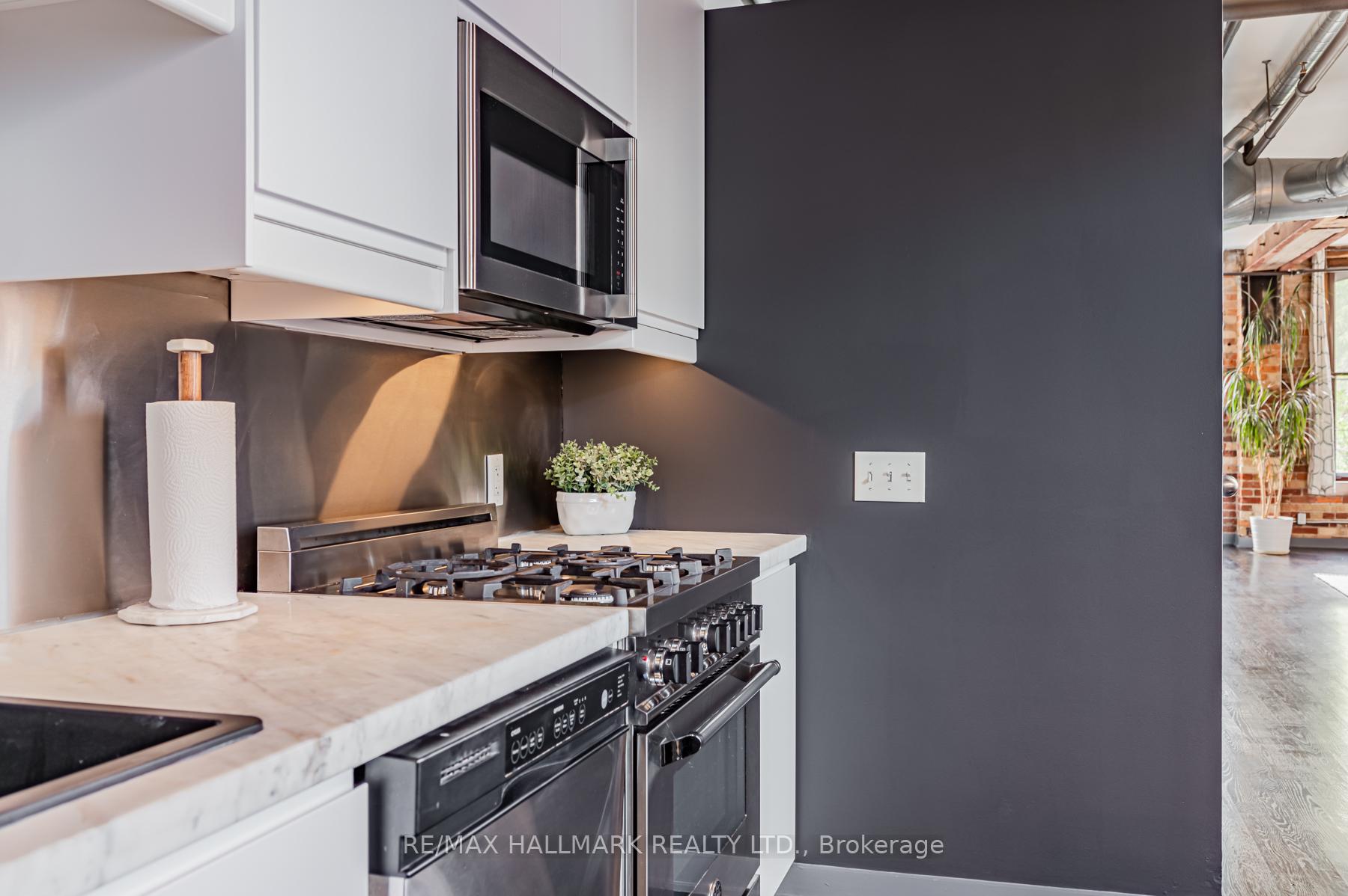 Photo 8 of Unit 6, 189 Queen Street E, Toronto, Moss Park — HOMEH
