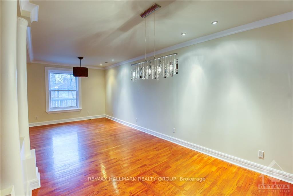 Photo 5 of Unit 2, 2-272 Royal Avenue, Ottawa, Westboro West — HOMEH