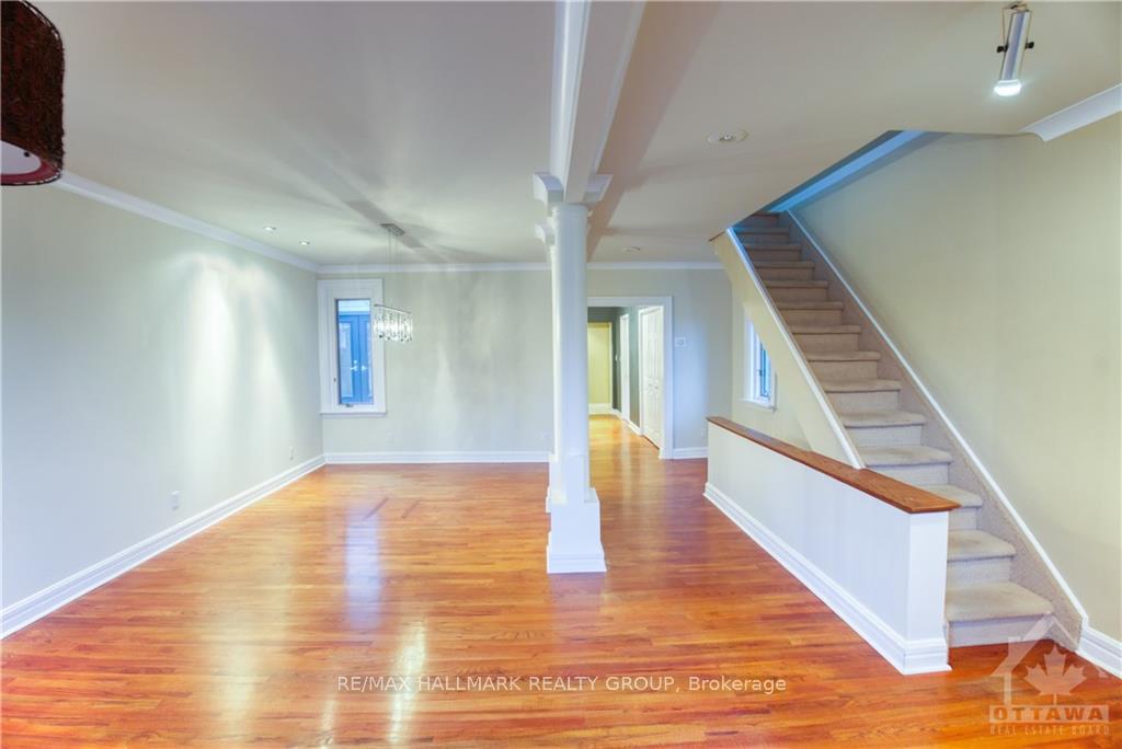 Photo 8 of Unit 2, 2-272 Royal Avenue, Ottawa, Westboro West — HOMEH